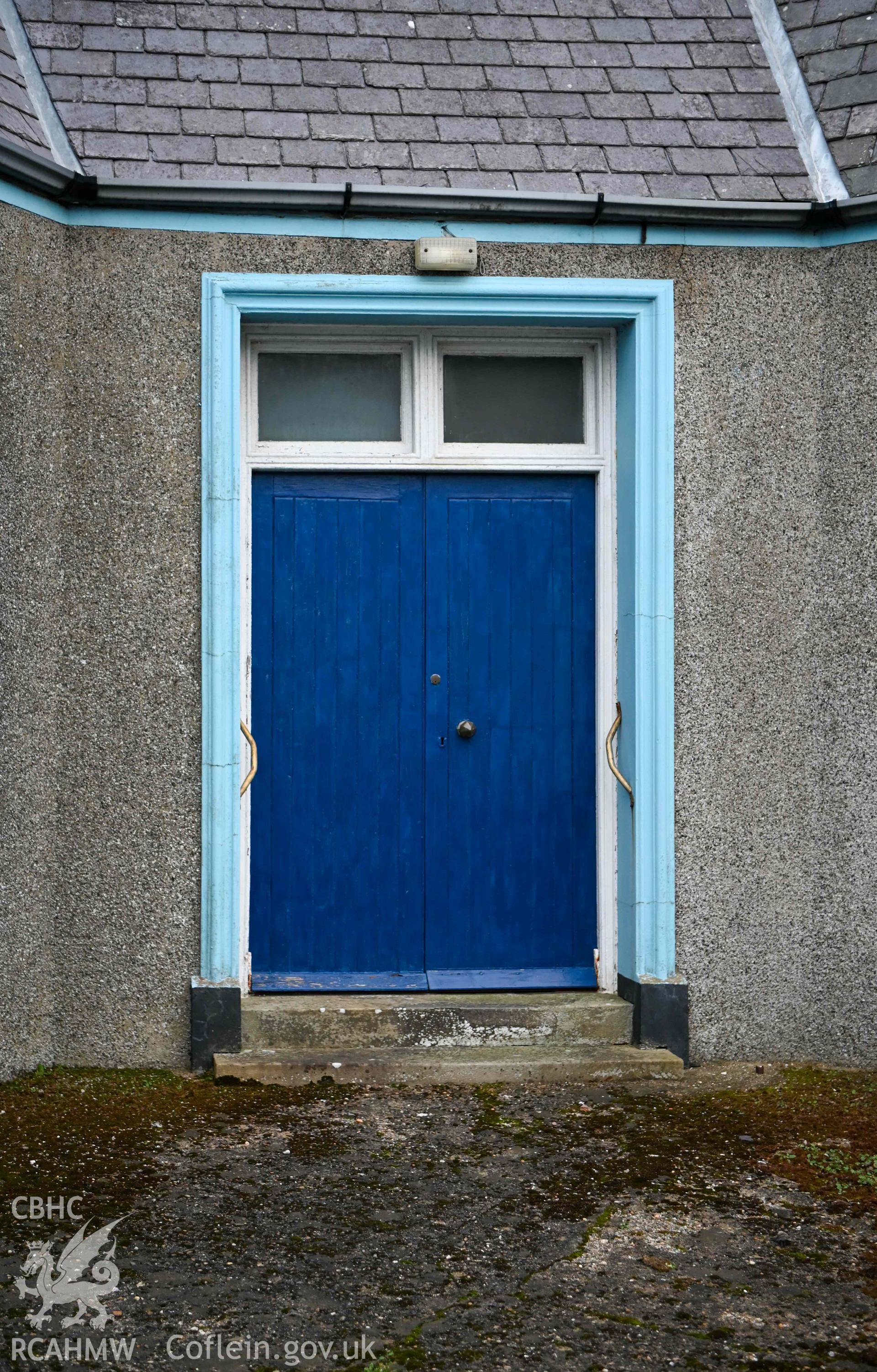 Bethel Welsh Independent Chapel, Cemaes - Detailed view of the front entrance, taken from West