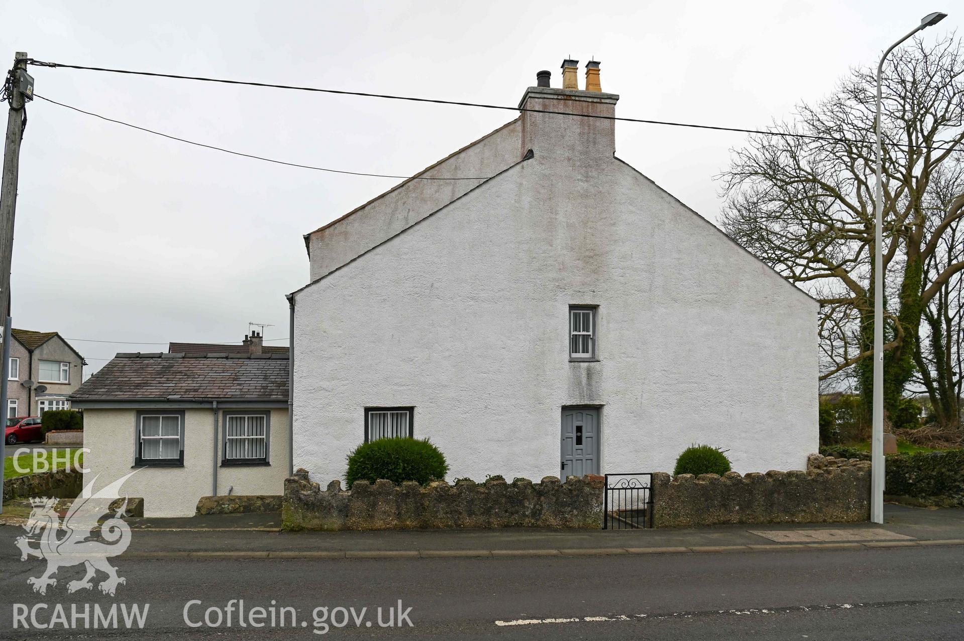 Capel and Ty Cildwrn - View of the chapel/house from side, taken from South