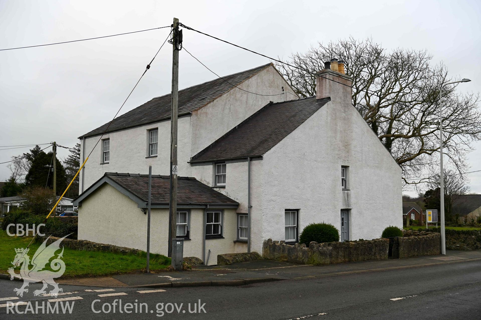 Capel and Ty Cildwrn - View of the chapel/house from the front/side, taken from South-West
