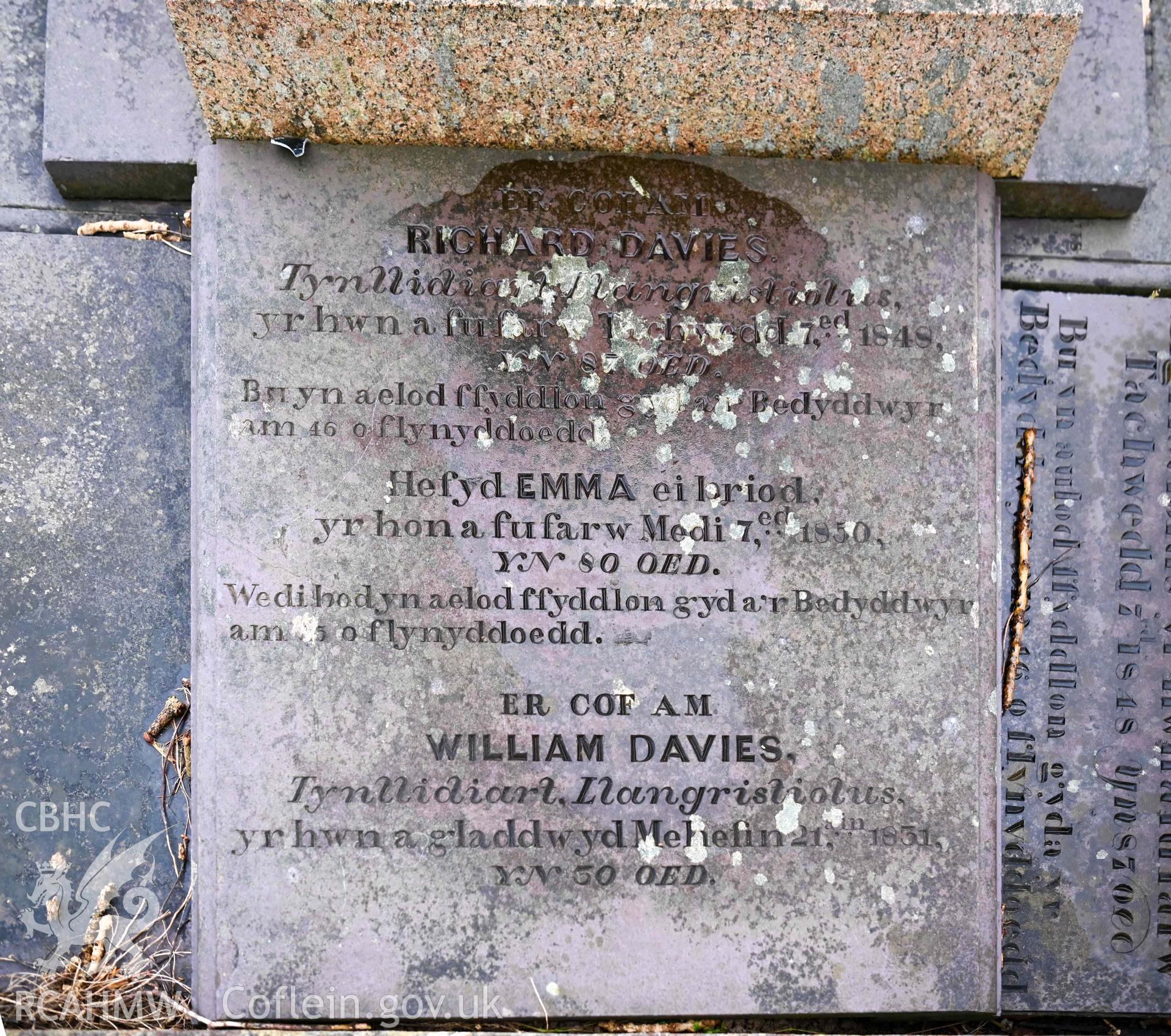 Capel and Ty Cildwrn - Detailed view of a gravestone, taken from East of chapel