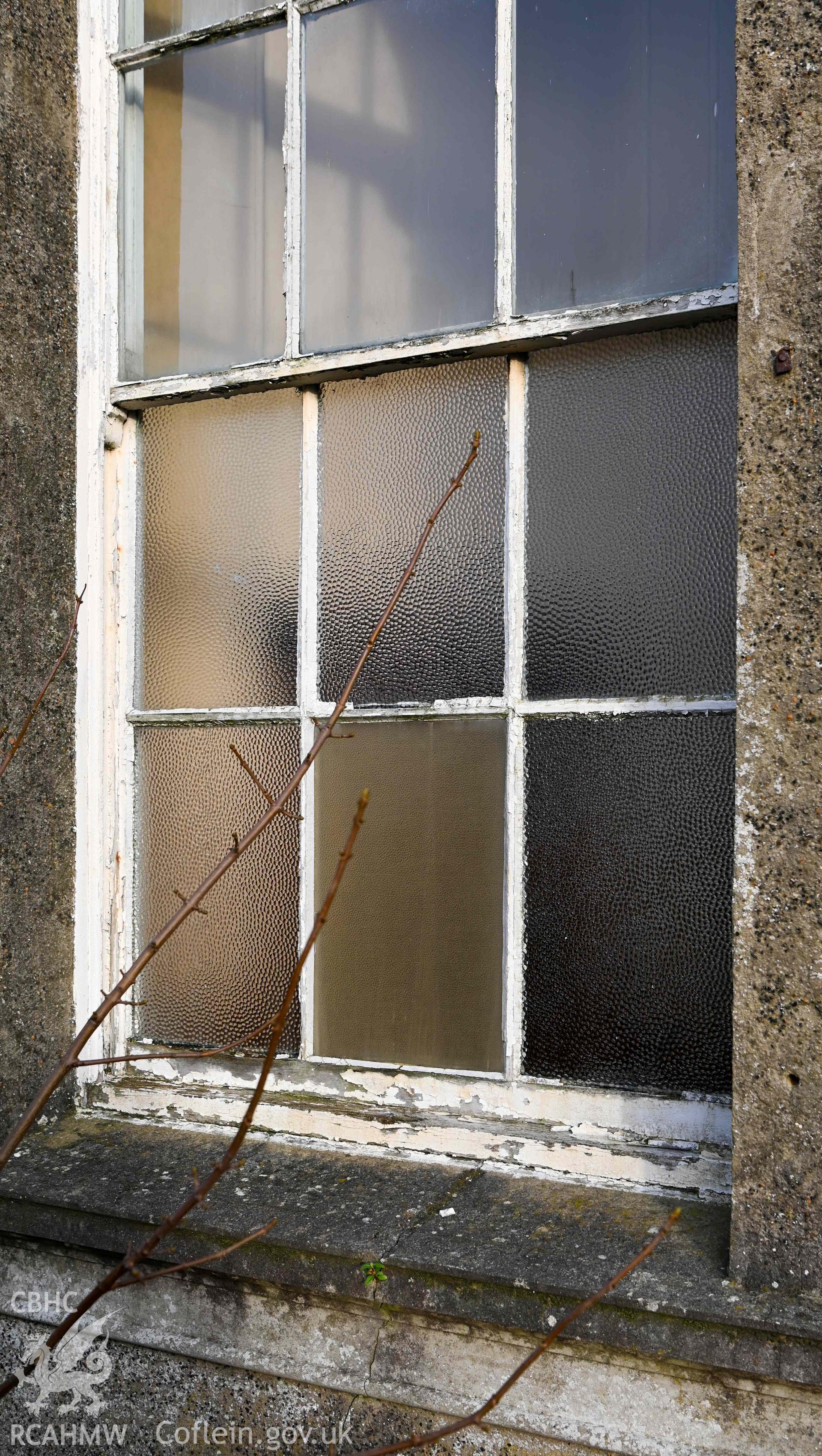 Peniel Chapel - Detail of a window on the side of the chapel, taken from West