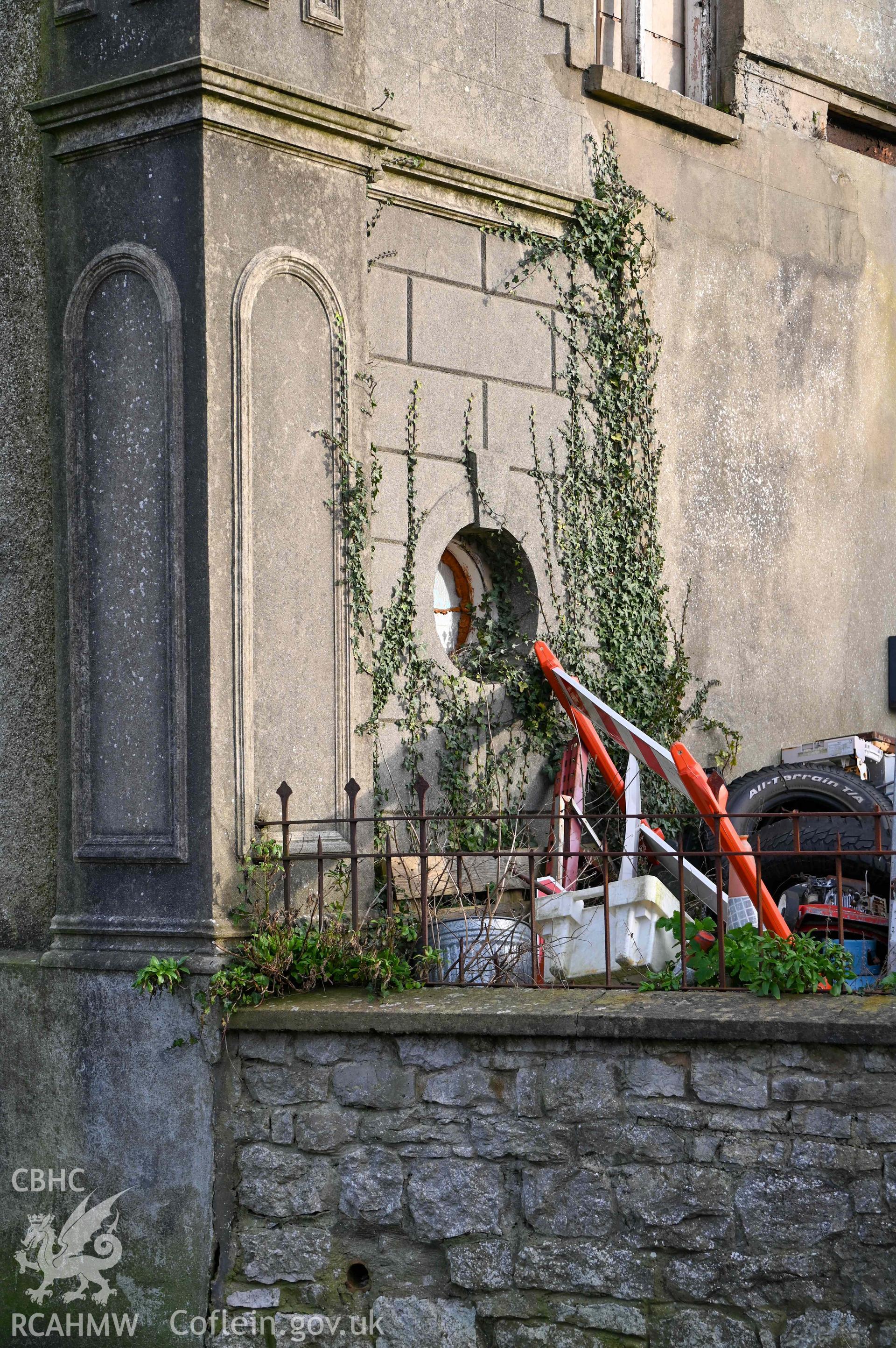 Welsh Methodist Church - Detail of a ground floor window, taken from South