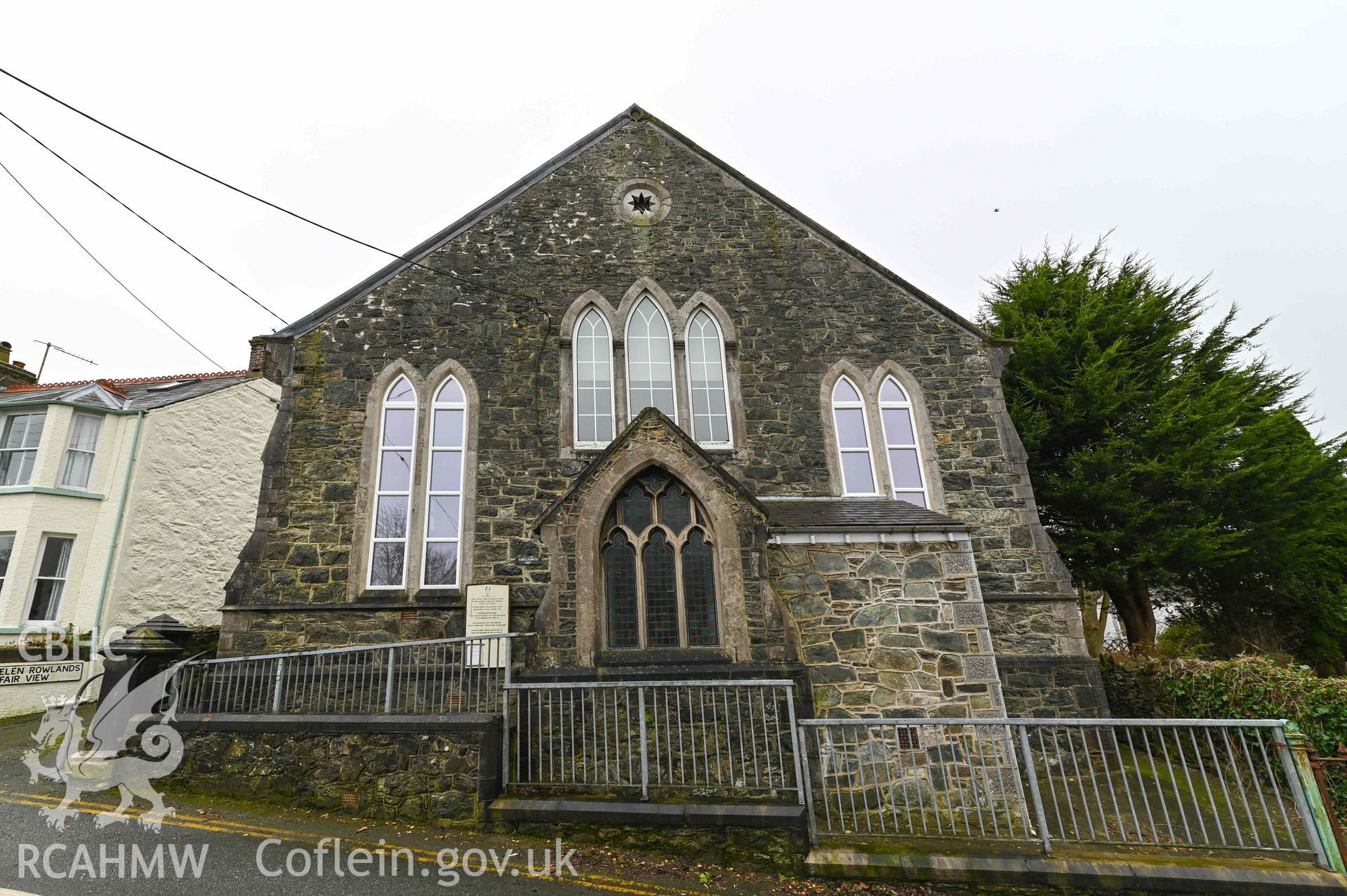 Tabernacl Welsh Independent Chapel - View of the front of the church, taken from North