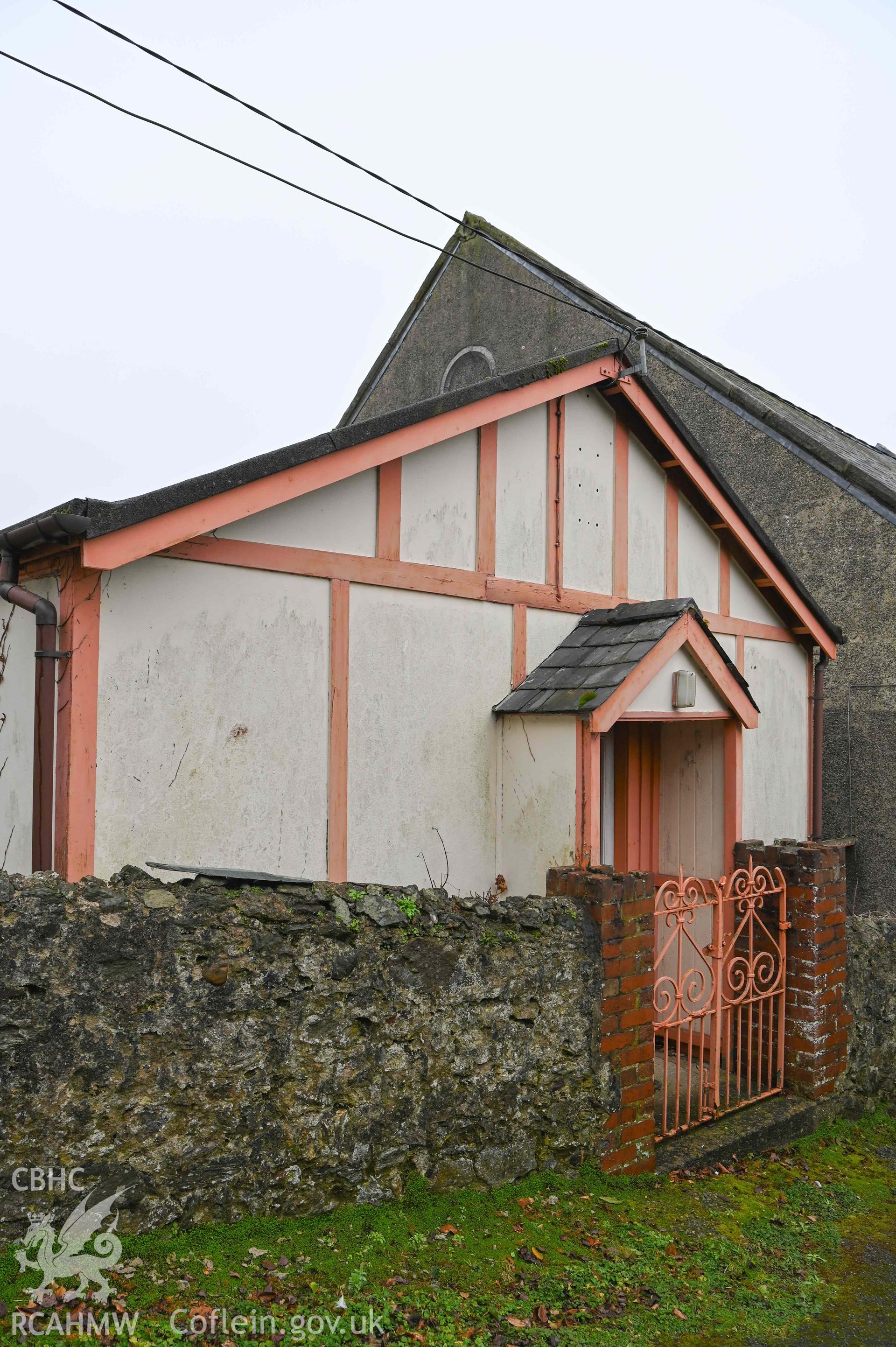 Tabernacl Welsh Independent Chapel - View of the front of the church house, taken from South-East