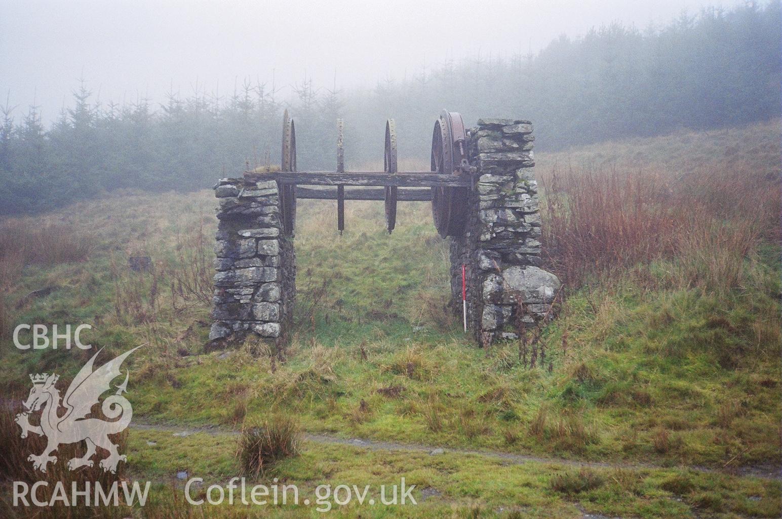 Digital colour photograph of Cwm Maen Gwynedd winding drum taken on 22/11/2006 by A.C. Roseveare during the Berwyn North East Upland Survey by Archaeophysica.