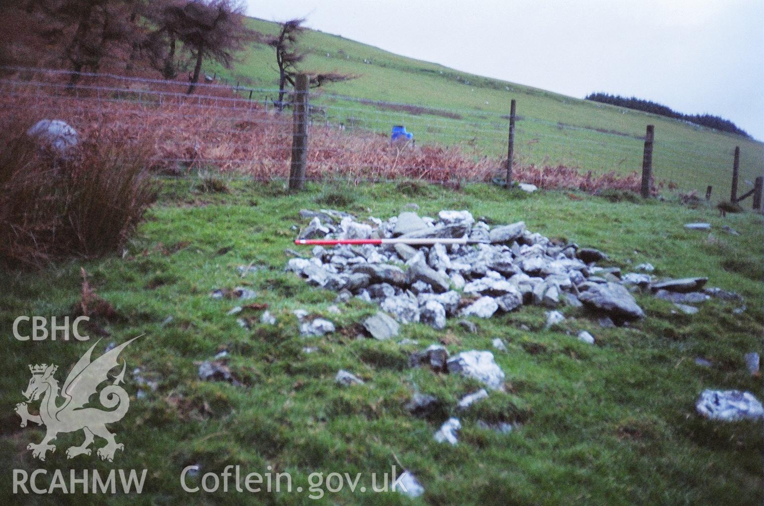 Digital colour photograph of Tomle South cairn II taken on 21/11/2006 by A.C. Roseveare during the Berwyn North East Upland Survey by Archaeophysica.