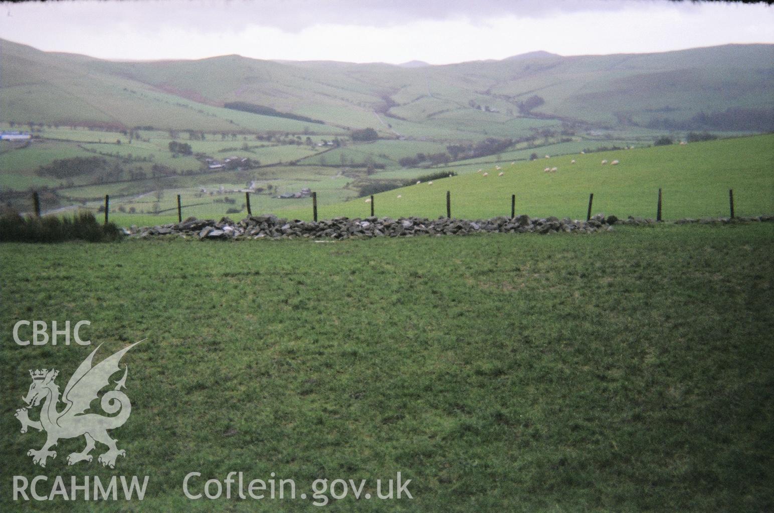 Digital colour photograph of Godor clearance cairn XVII taken on 05/12/2006 by B. Britton during the Berwyn North East Upland Survey by Archaeophysica.