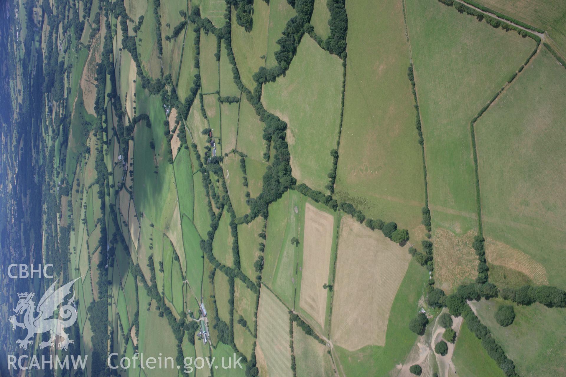 RCAHMW colour oblique aerial photograph of Pen-Rhiw-Dalar Roman Road. Taken on 27 July 2006 by Toby Driver.