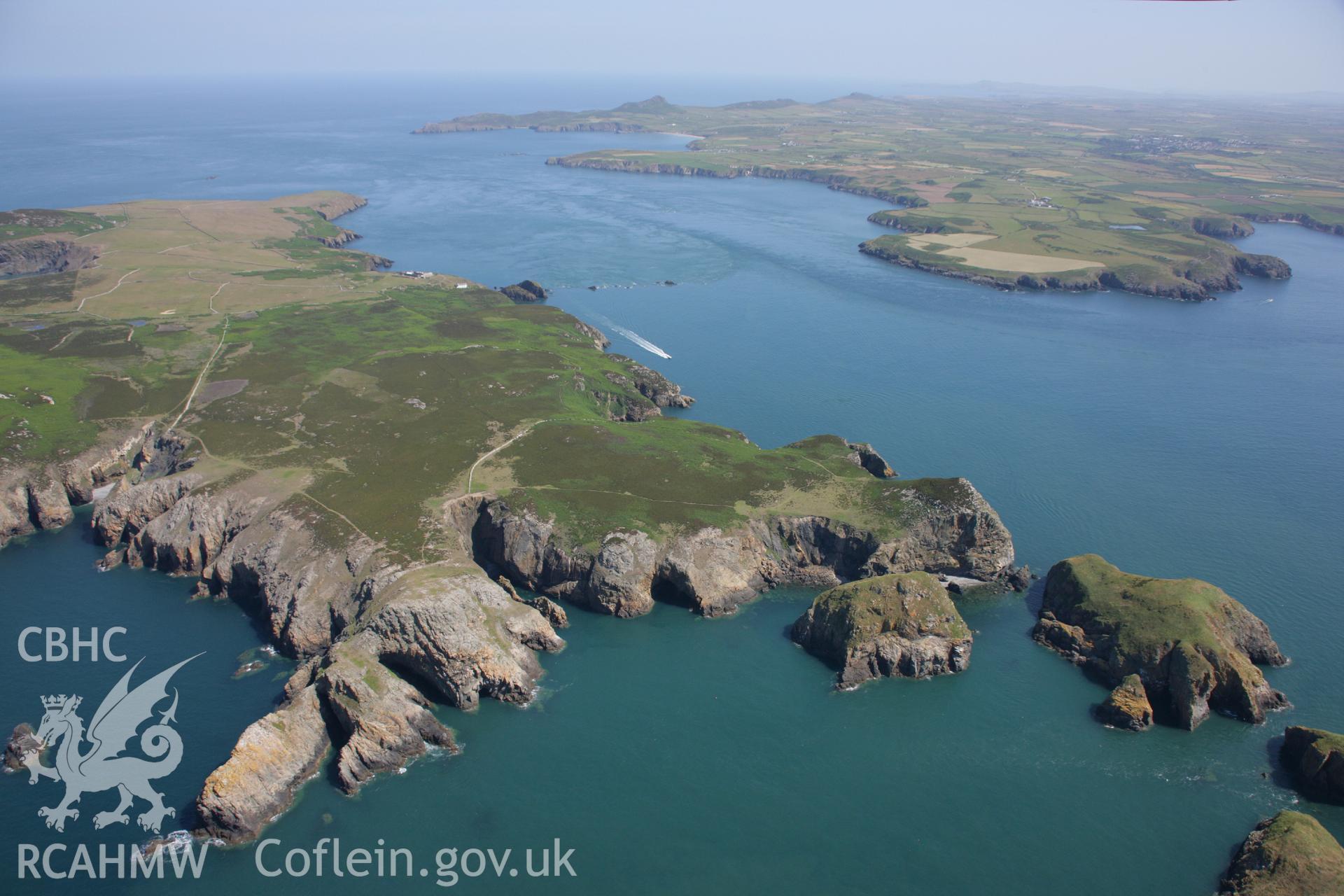 RCAHMW colour oblique aerial photograph of Ramsey Island. Taken on 14 July 2006 by Toby Driver.