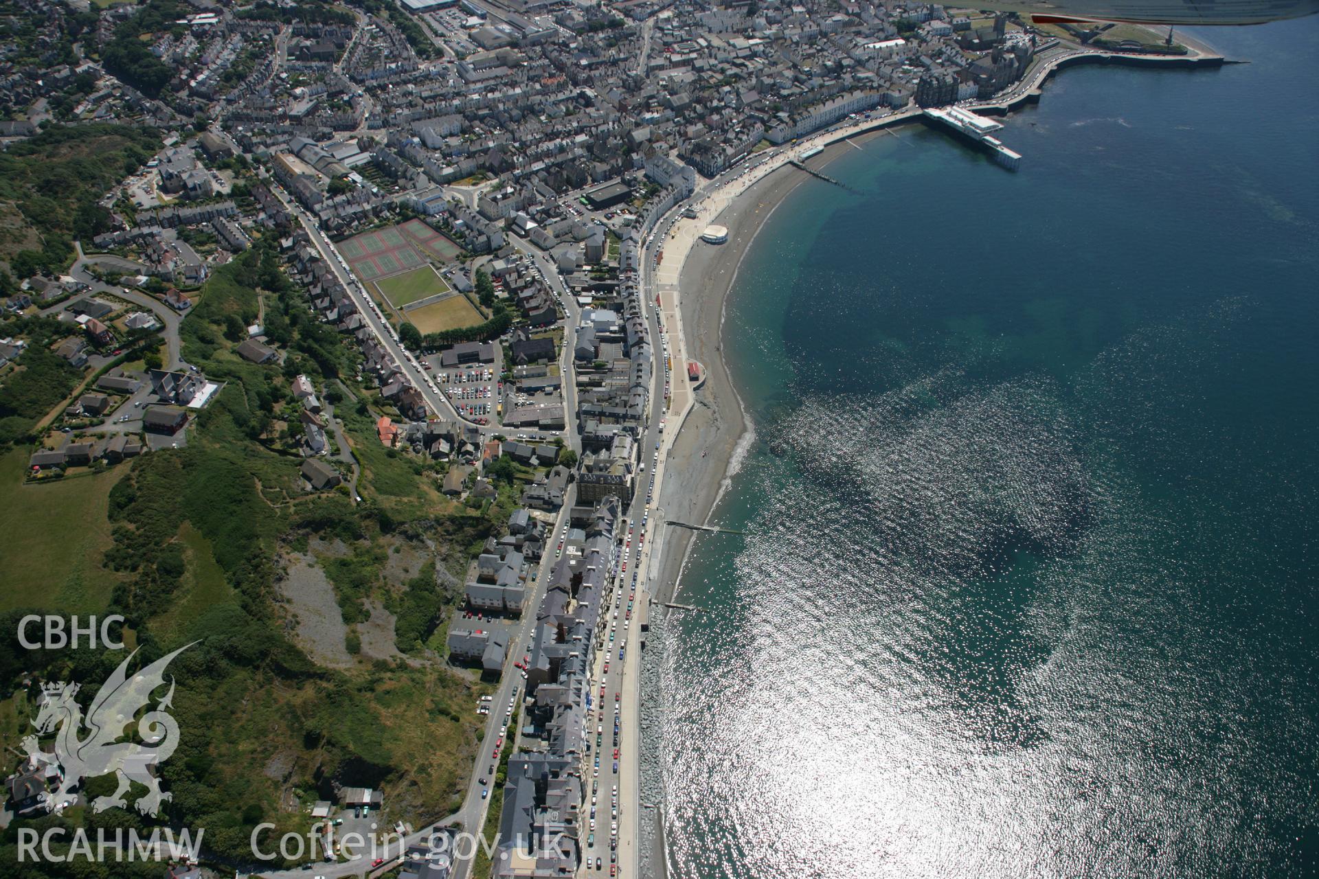 RCAHMW colour oblique aerial photograph of Aberystwyth. Taken on 17 July 2006 by Toby Driver.