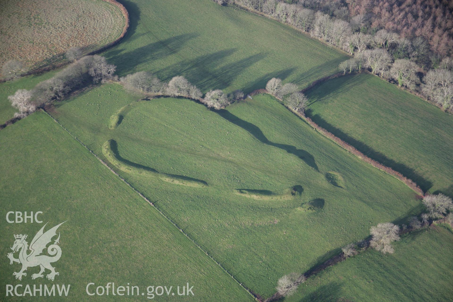 RCAHMW colour oblique aerial photograph of Molleston Back Hillfort Enclosure, viewed from the south-east. Taken on 11 January 2006 by Toby Driver.