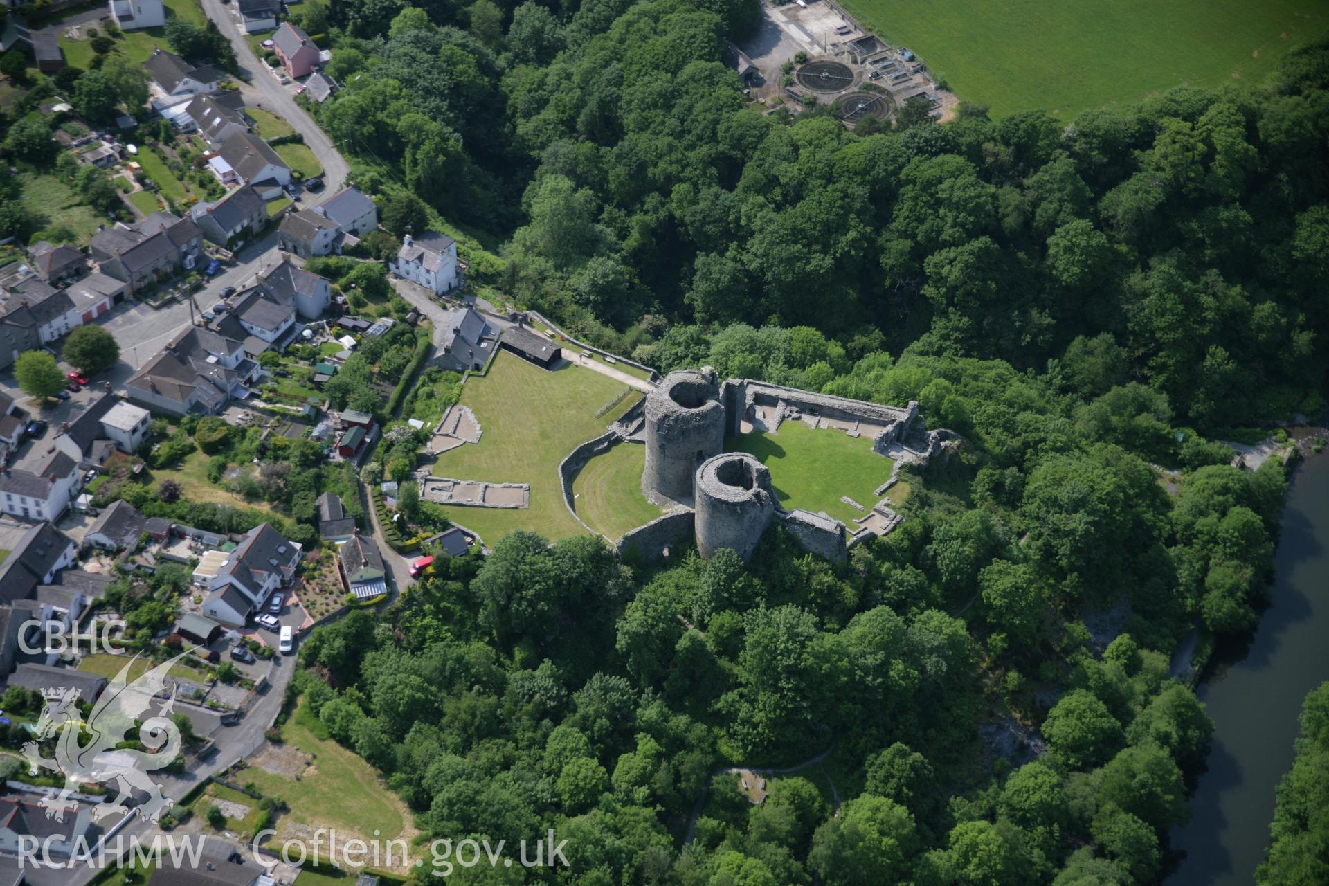 RCAHMW colour oblique aerial photograph of Cilgerran Castle. From the south-east. Taken on 08 June 2006 by Toby Driver.