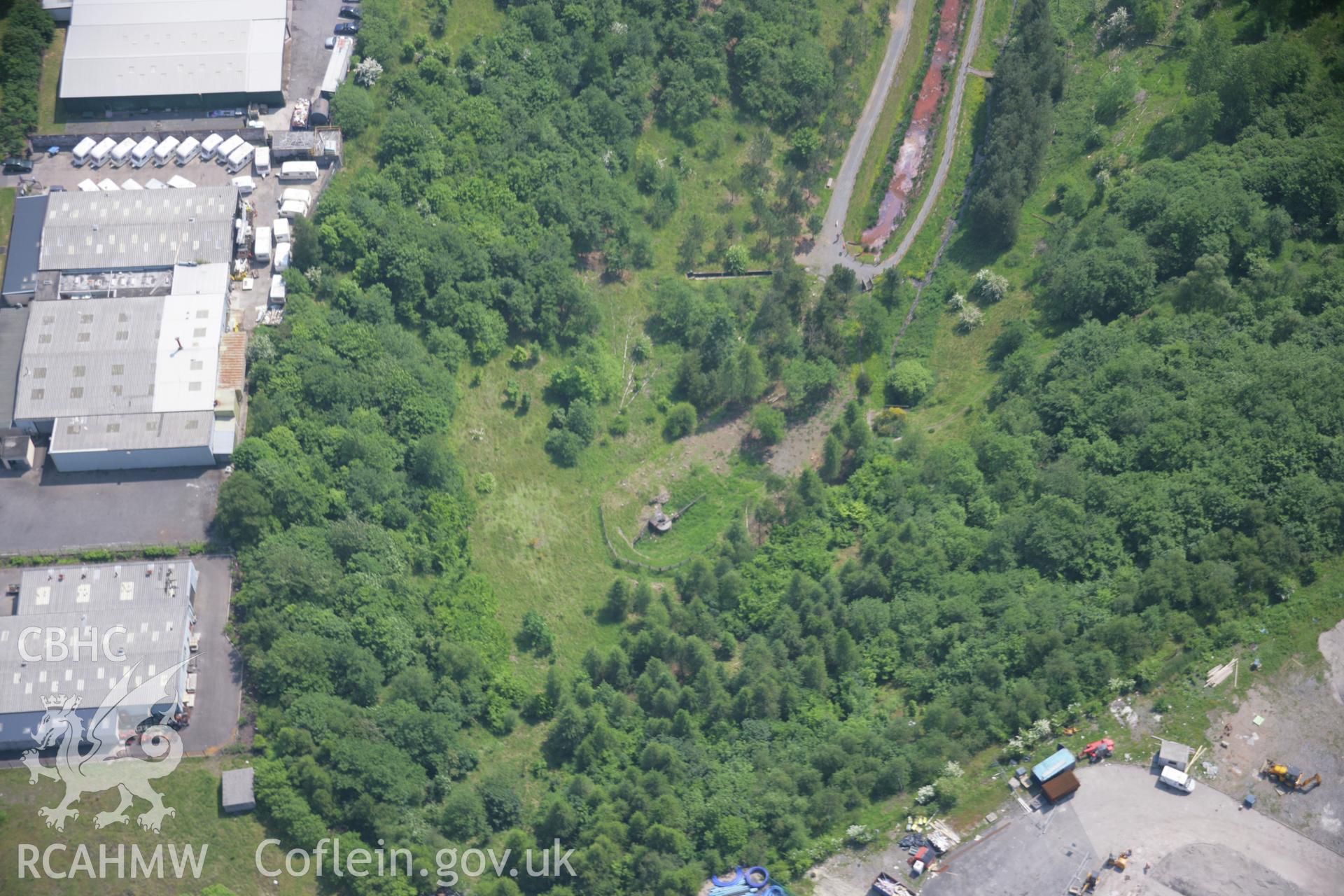RCAHMW colour oblique aerial photograph of Engine Pit from the west. Taken on 09 June 2006 by Toby Driver.