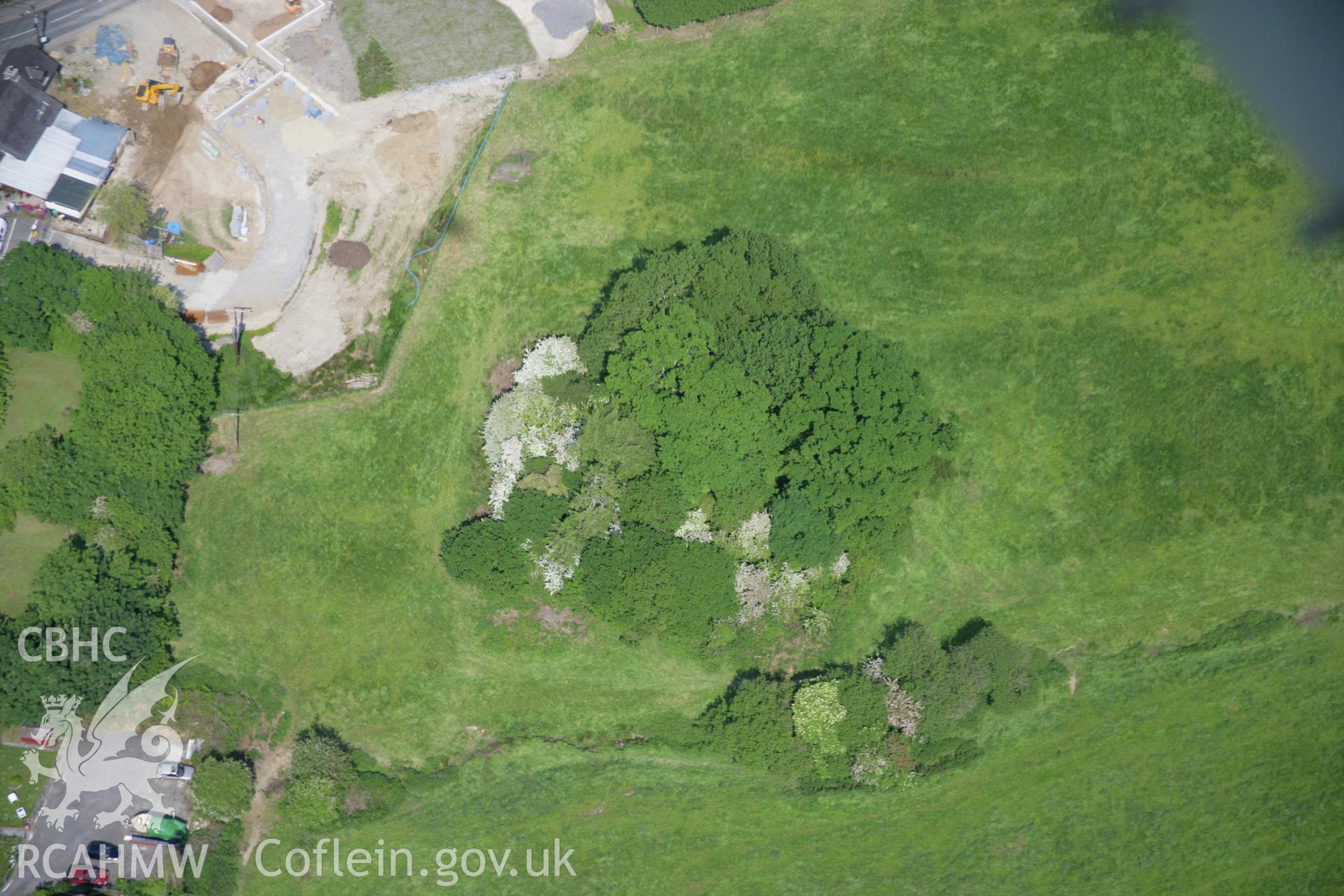 RCAHMW colour oblique aerial photograph of Parc-y-Domen motte, viewed from the west. Taken on 08 June 2006 by Toby Driver.