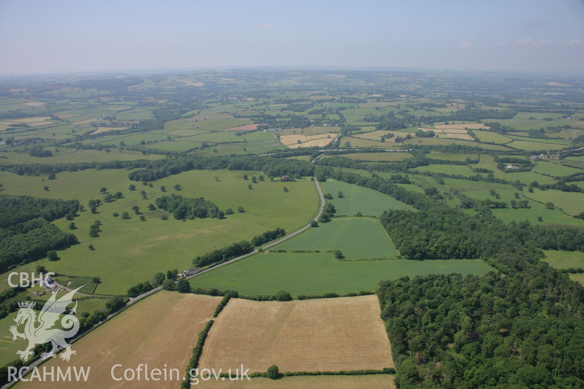 RCAHMW colour oblique photograph of St Fagans battlefield. Taken by Toby Driver on 29/06/2006.
