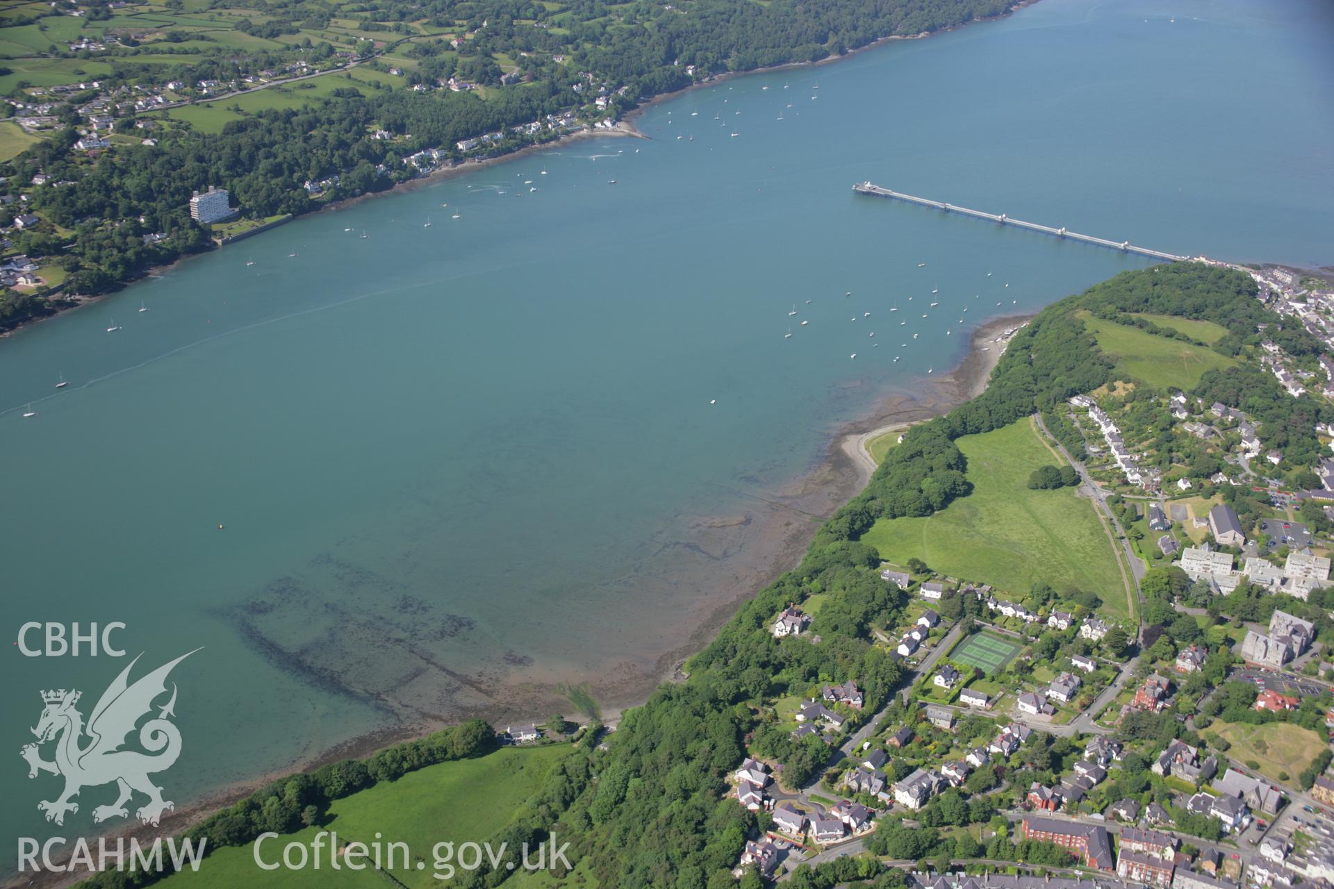 RCAHMW colour oblique aerial photograph of Gorad y Gyt Fish Trap from the south. Taken on 14 June 2006 by Toby Driver.