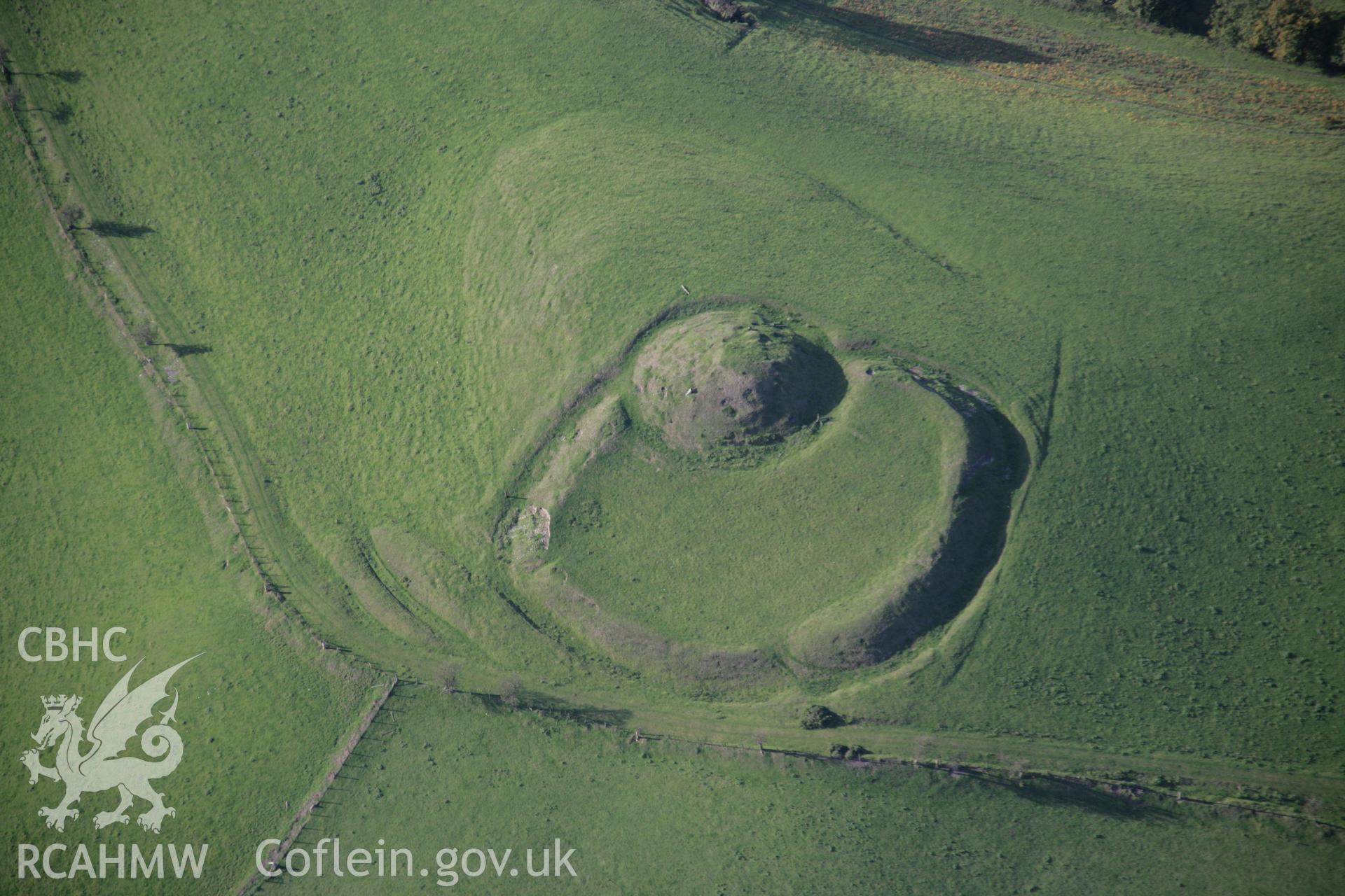 RCAHMW colour oblique aerial photograph of Castell Crugerydd from the south-east. Taken on 13 October 2005 by Toby Driver