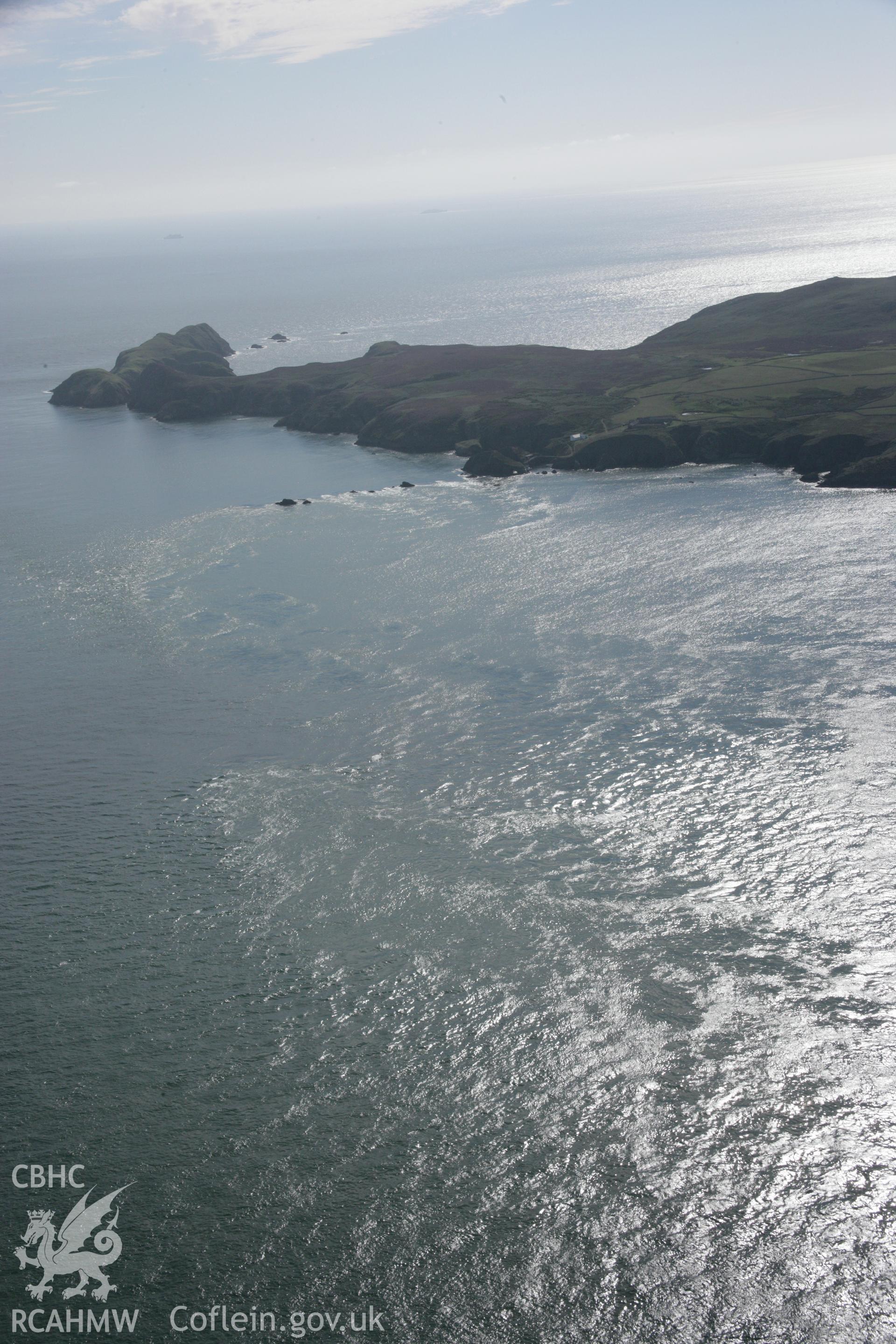 RCAHMW digital colour oblique photograph of Ramsey Island looking south-west across Ramsey Sound. Taken on 01/09/2005 by T.G. Driver.