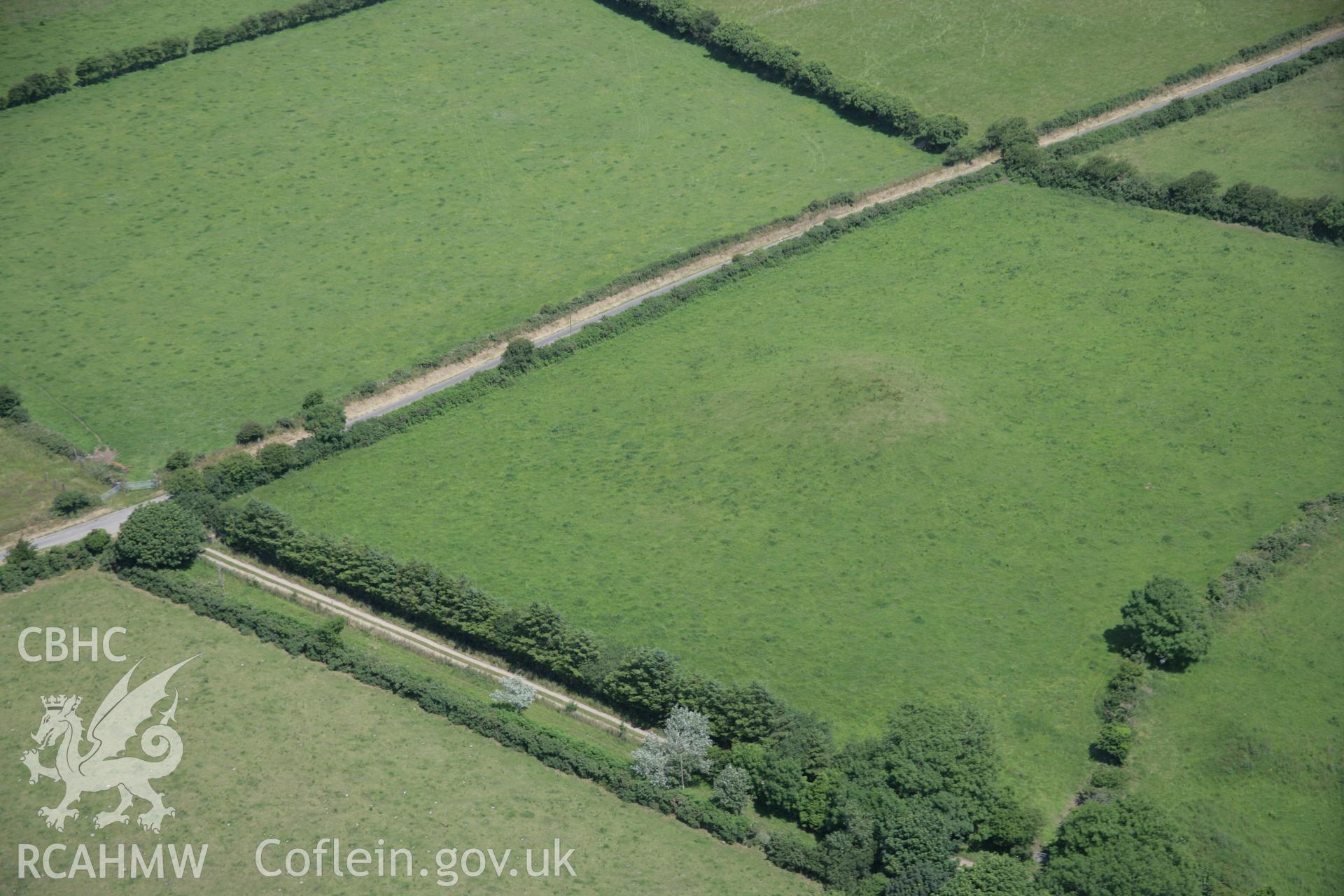 RCAHMW colour oblique aerial photograph of Foxhill Round Barrow. Taken on 11 July 2005 by Toby Driver