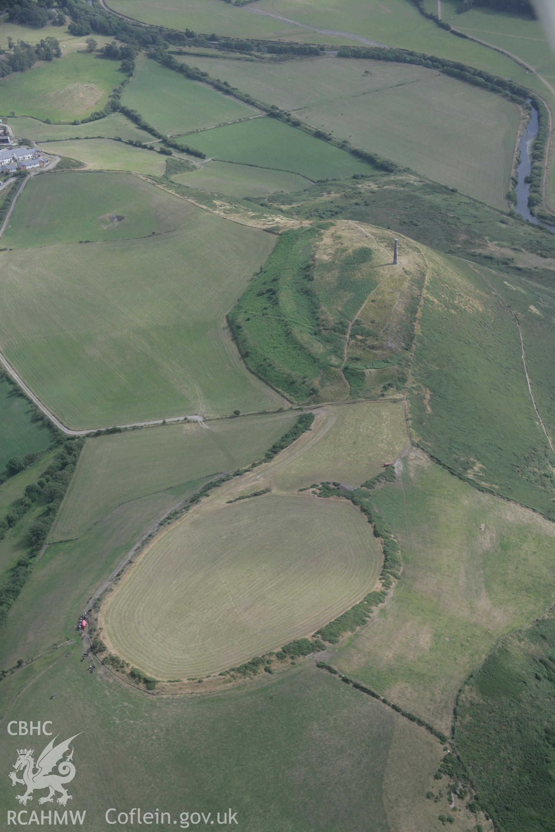 RCAHMW digital colour oblique photograph of Pen Dinas Hillfort, Aberystwyth, viewed from the north. Taken on 18/07/2005 by T.G. Driver.