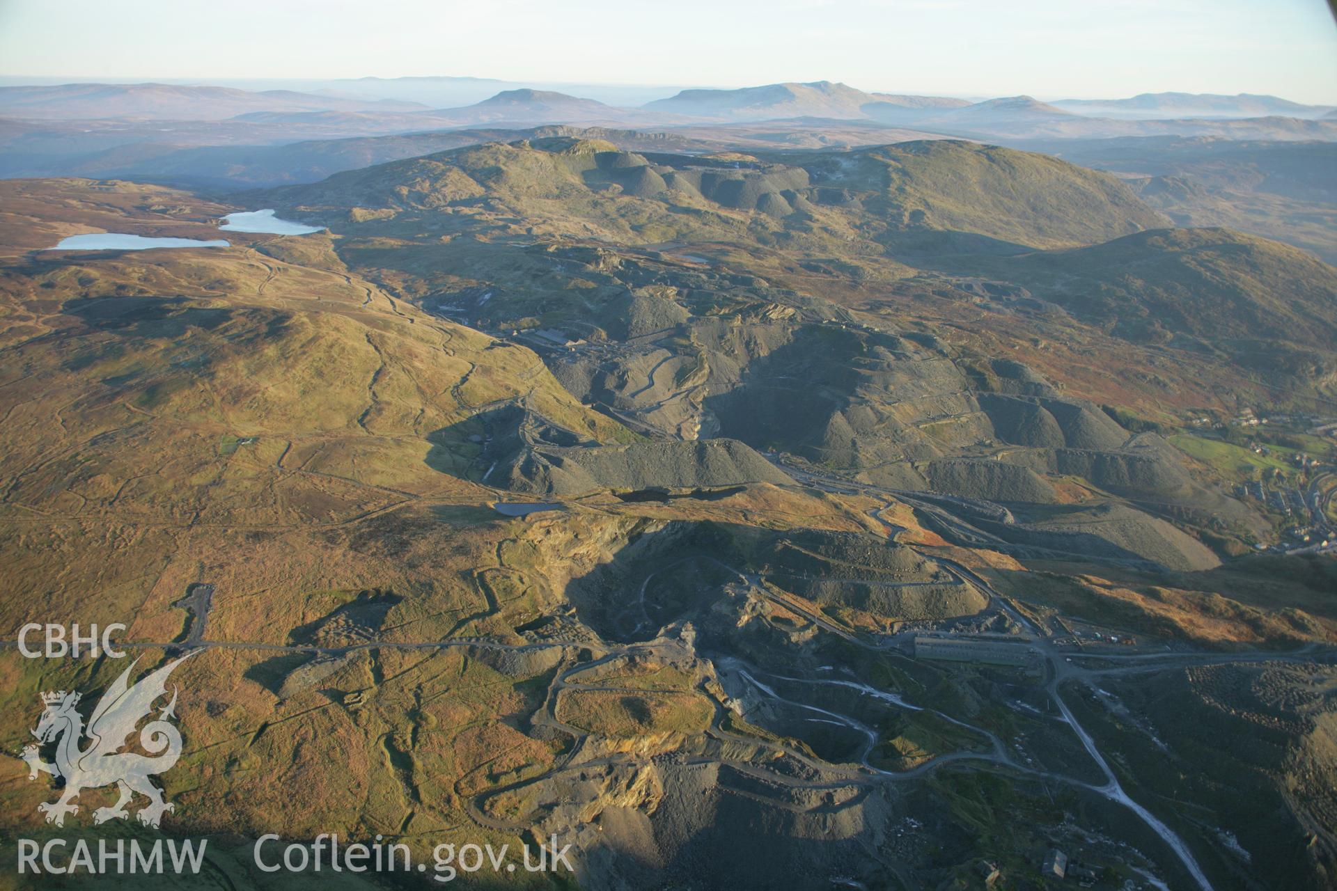 RCAHMW colour oblique aerial photograph of Maen-Offeren Slate Quarry, Blaenau Ffestiniog, viewed from the west. Taken on 21 November 2005 by Toby Driver