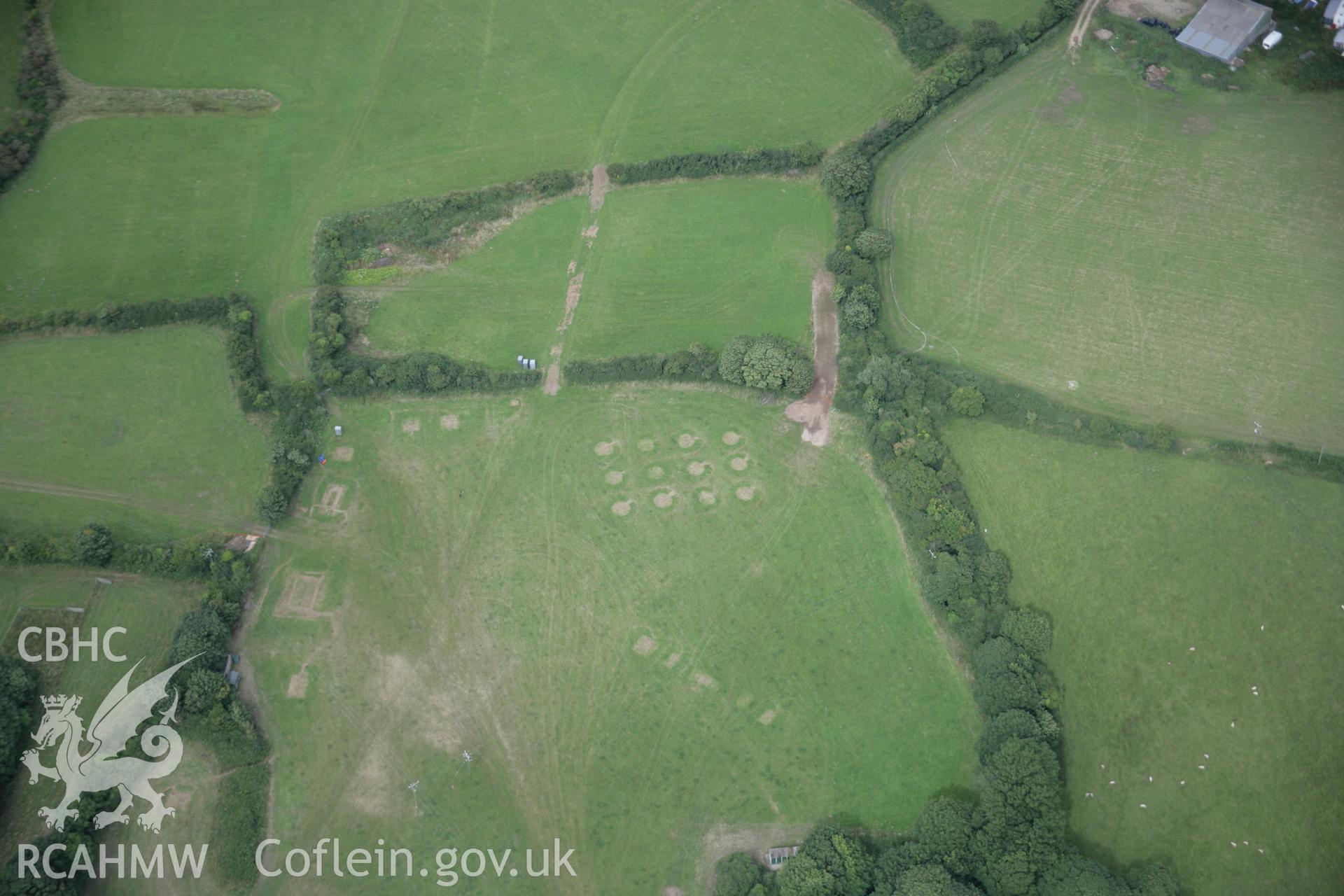 RCAHMW digital colour oblique photograph of unlocated parchmarks of a former scout camp. Taken on 02/08/2005 by T.G. Driver.