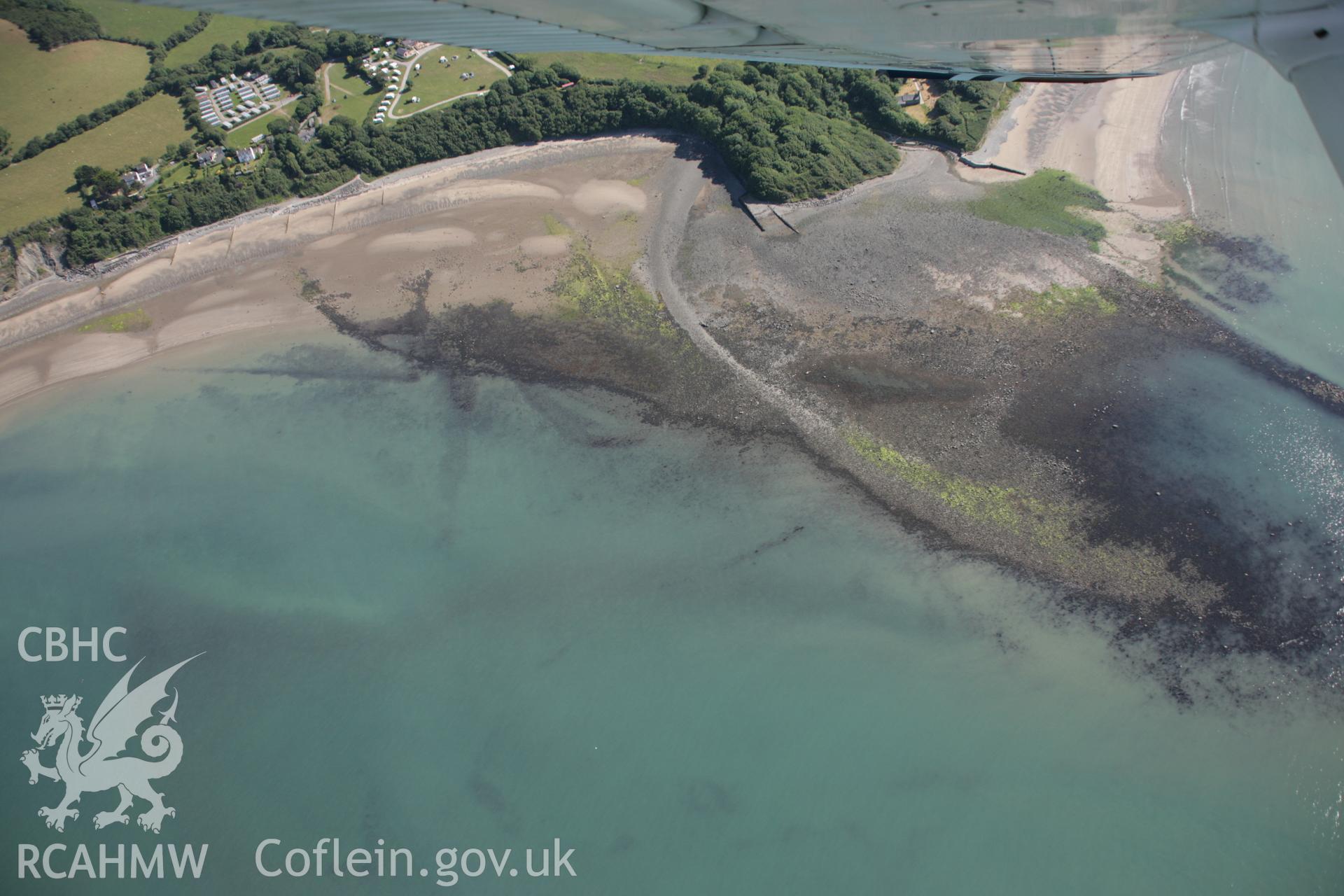 RCAHMW colour oblique aerial photograph of Cei-Bach Submerged Structures from the north. Taken on 23 June 2005 by Toby Driver