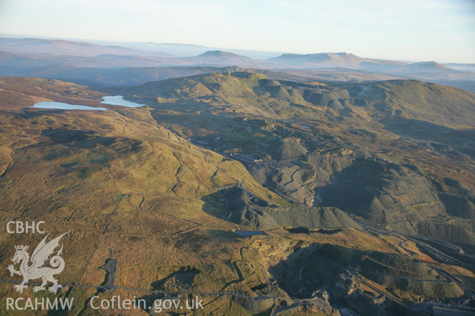 RCAHMW colour oblique aerial photograph of Maen-Offeren Slate Quarry, Blaenau Ffestiniog, viewed from the west. Taken on 21 November 2005 by Toby Driver