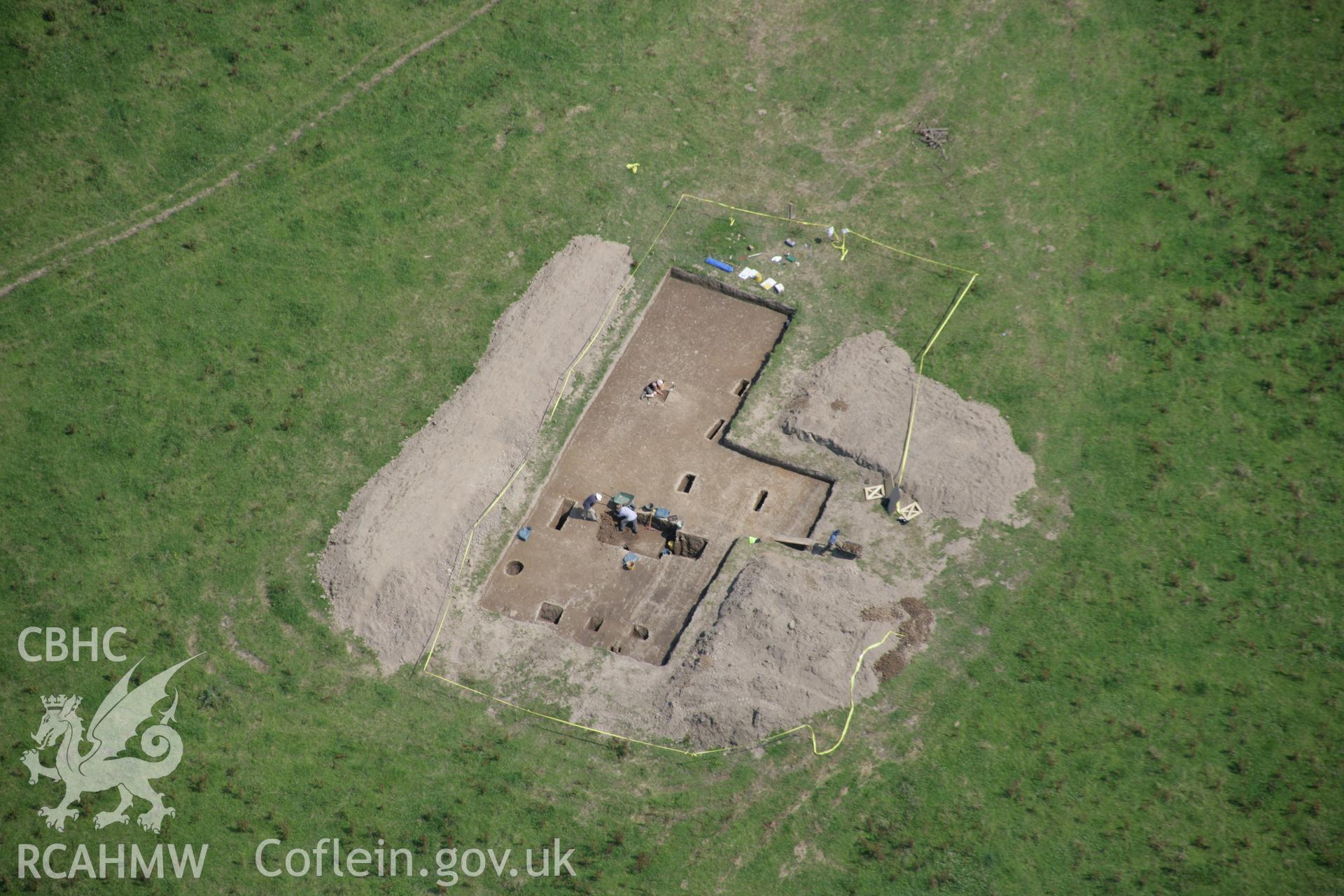 RCAHMW colour oblique aerial photograph of Dinefwr Park Roman Forts. Detail of the excavation trench at SN 6207 2241. Taken on 11 July 2005 by Toby Driver