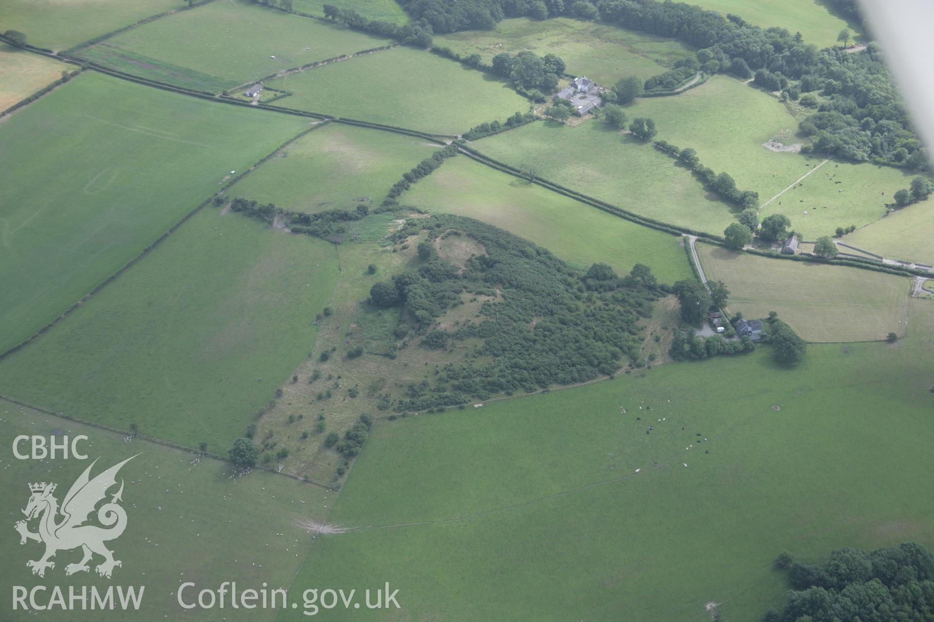RCAHMW digital colour oblique photograph of Pen y Castel hillfort, Llanilar, viewed from the north-east. Taken on 18/07/2005 by T.G. Driver.