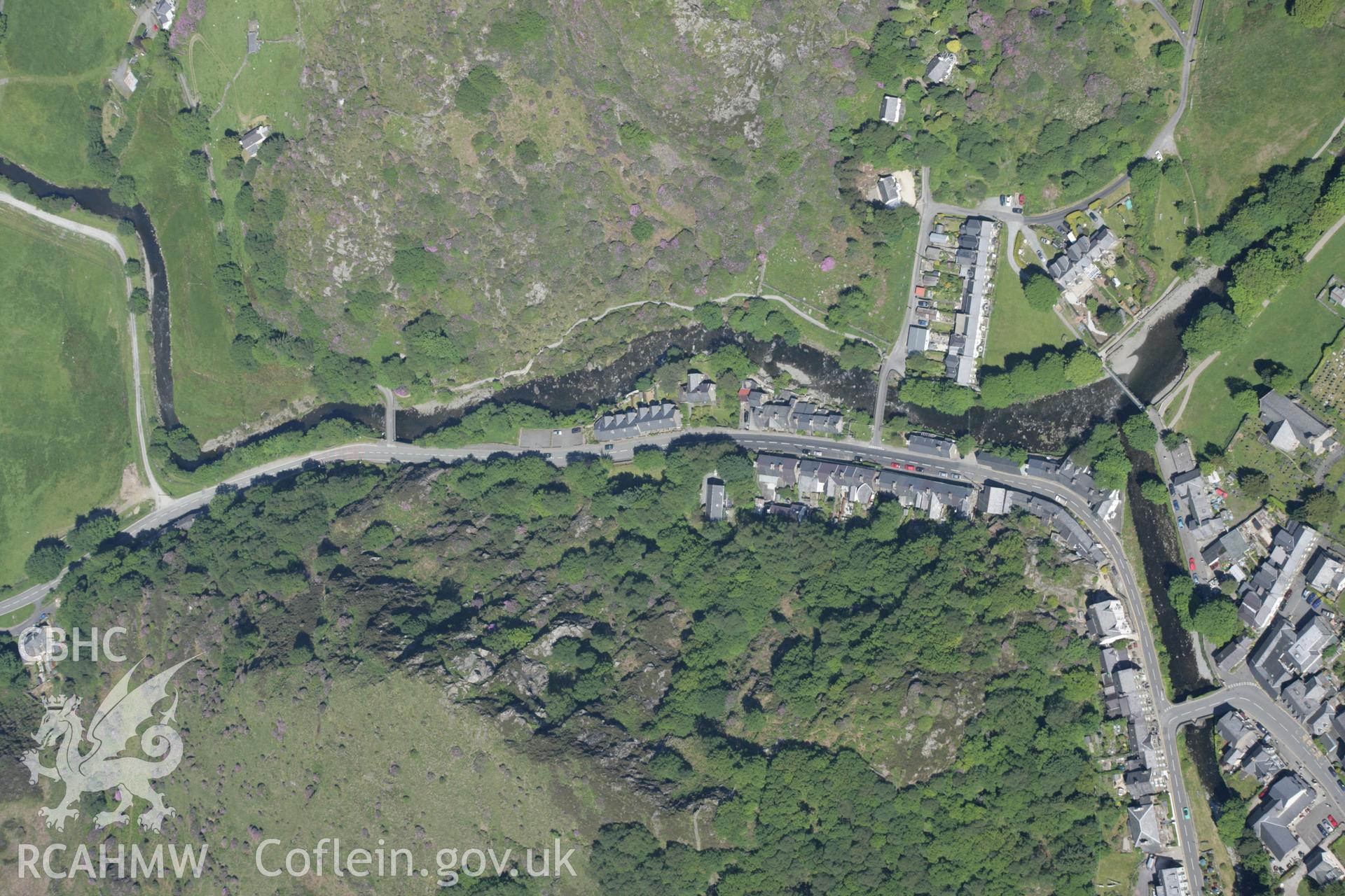 RCAHMW digital colour oblique photograph of Beddgelert viewed from the north-east. Taken on 08/06/2005 by T.G. Driver.