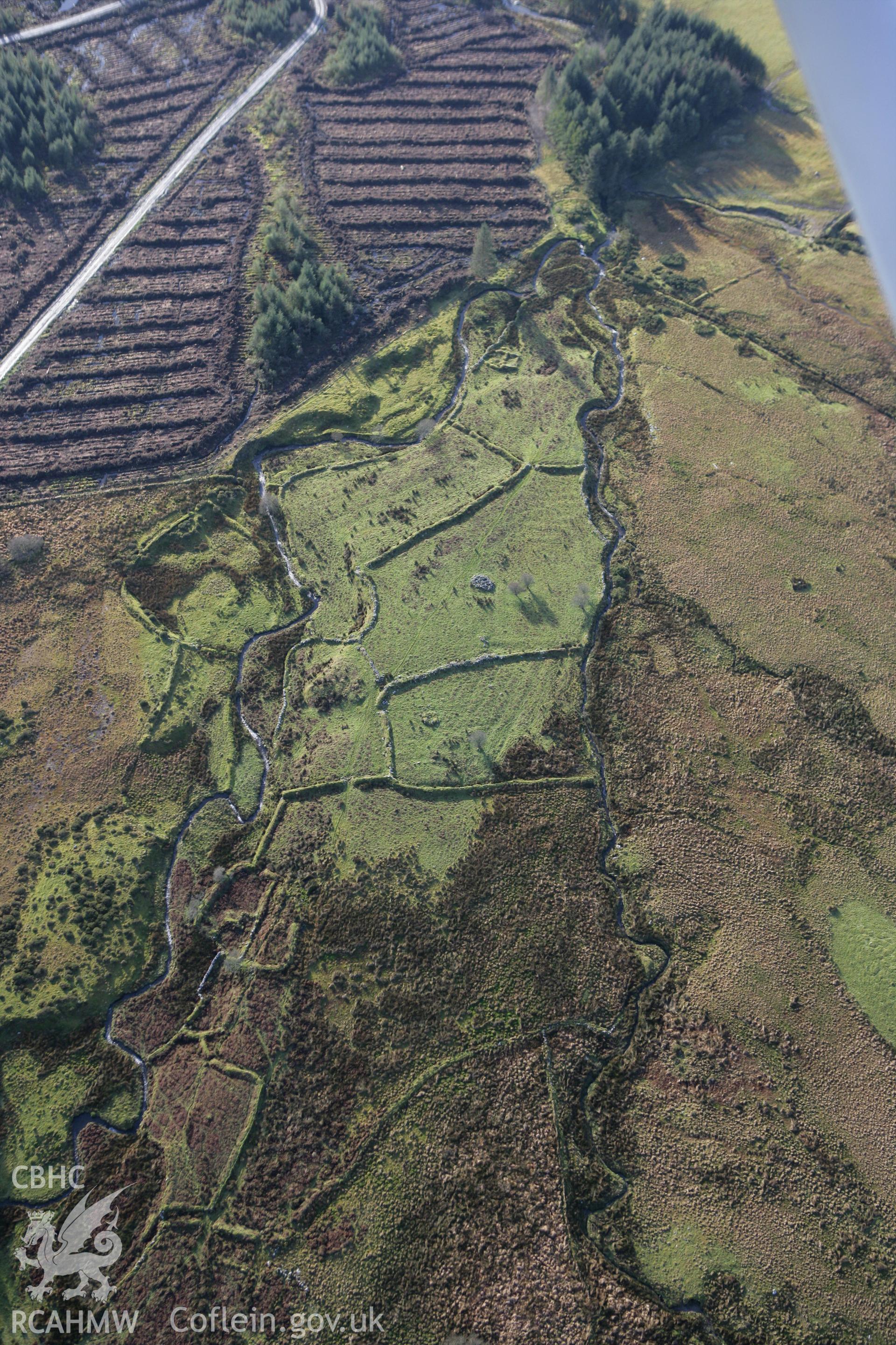 RCAHMW colour oblique photograph of Glan-yr-afon Deserted Settlement. Taken by Toby Driver on 15/12/2008.