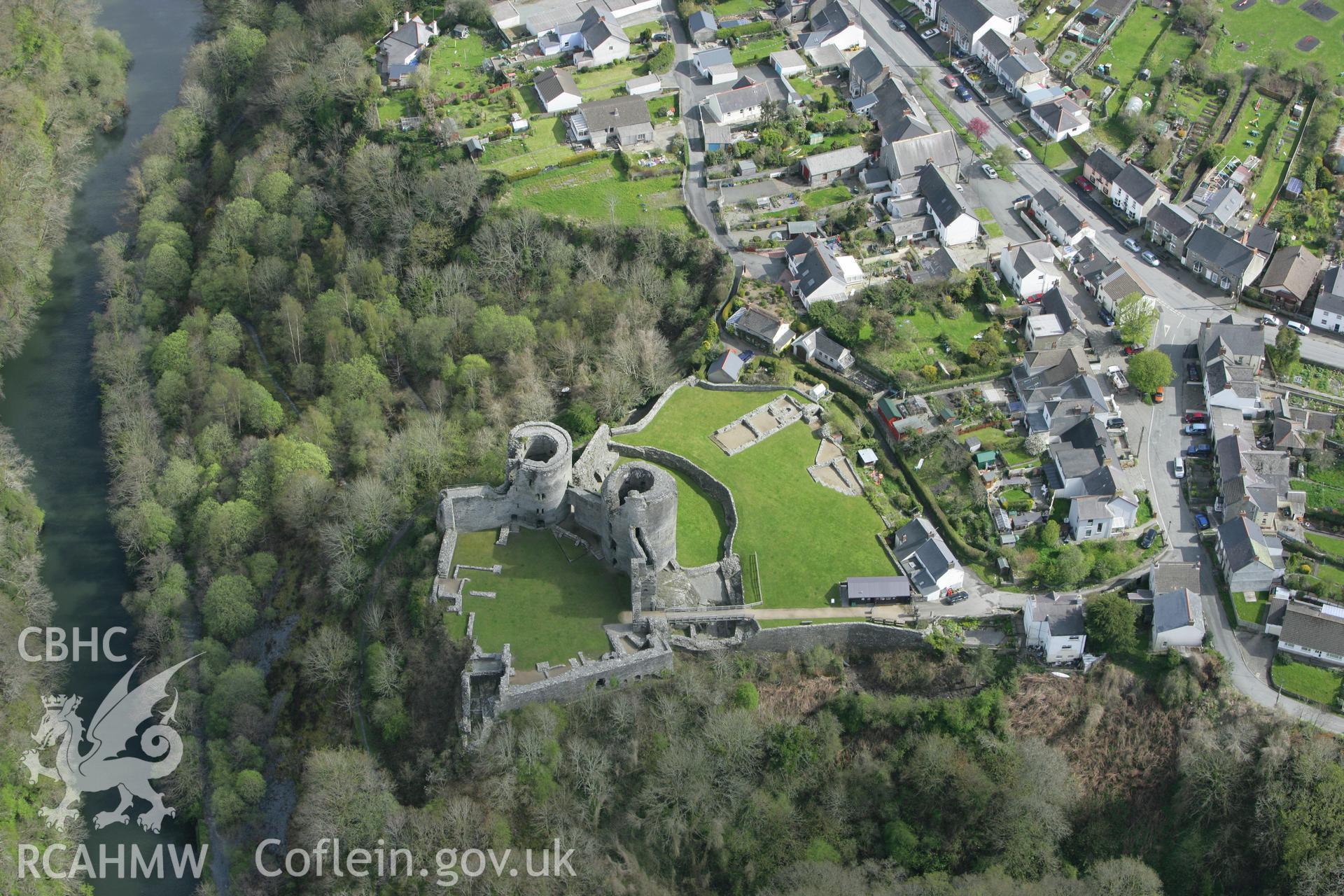 RCAHMW colour oblique photograph of Cilgerran Castle. Taken by Toby Driver on 24/04/2008.