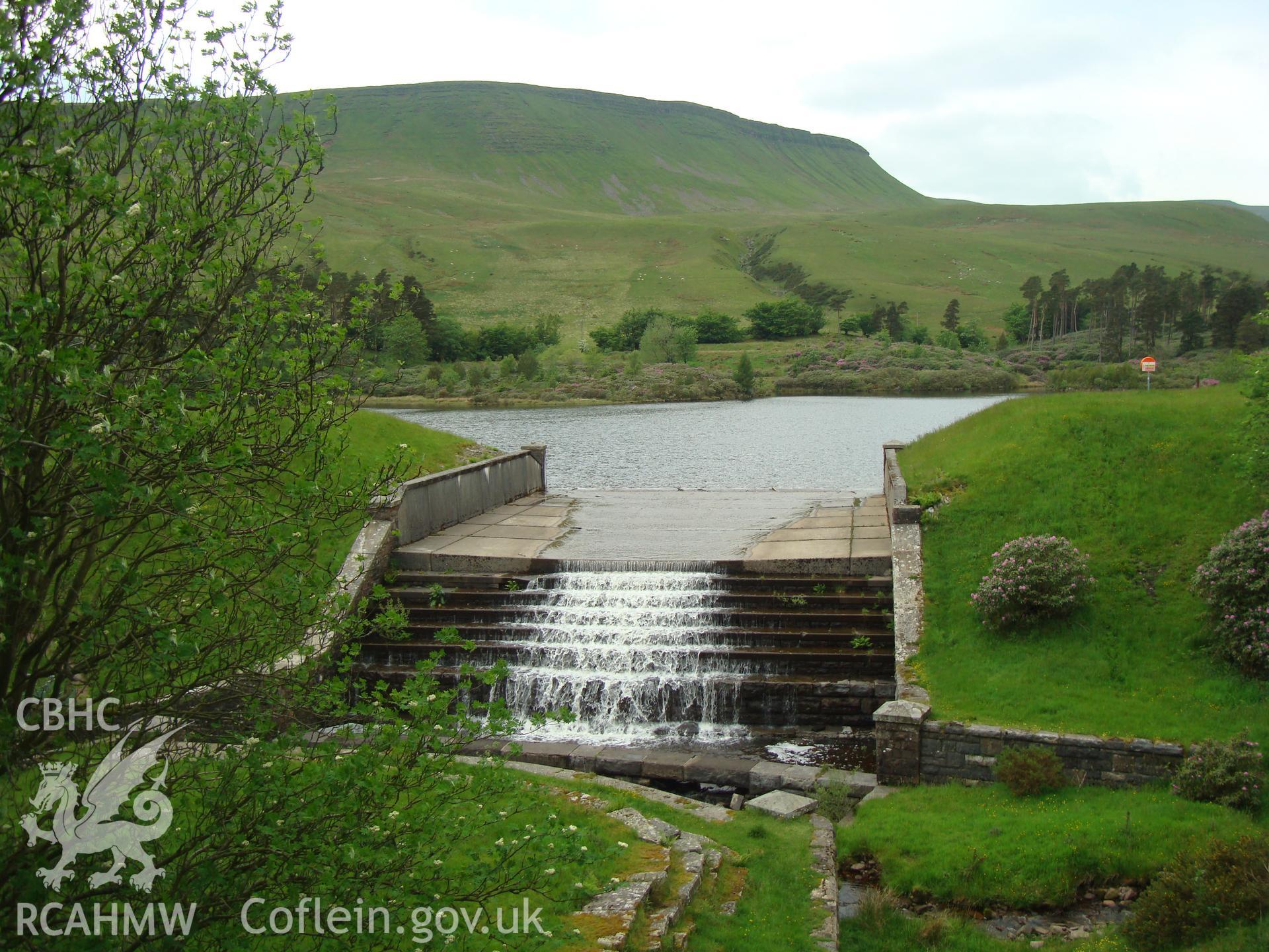 Digital colour photograph of Lower Neuadd weir taken on 03/06/2008 by R.P.Sambrook during the Brecon Beacons (east) Uplands Survey undertaken by Trysor.