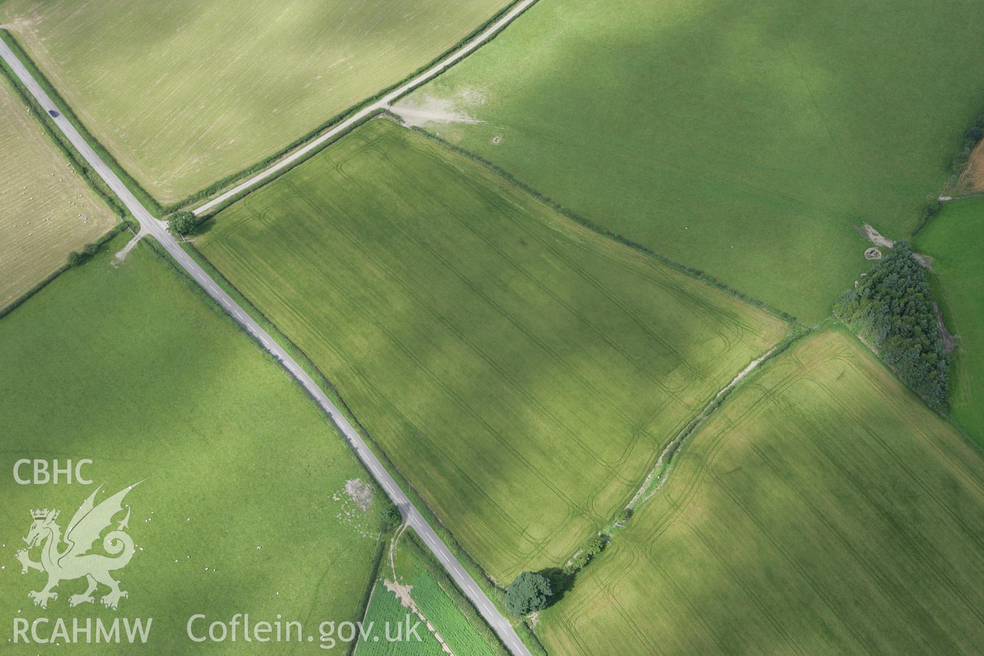 RCAHMW colour oblique photograph of Hindwell Ash Barrow. Taken by Toby Driver on 21/07/2008.