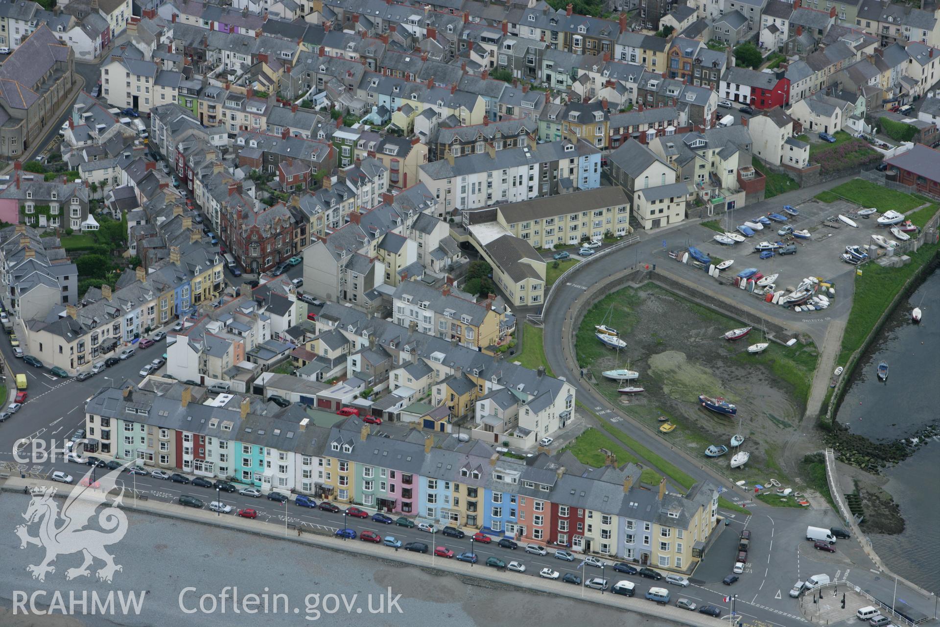 RCAHMW colour oblique photograph of South Marine Terrace, Aberystwyth. Taken by Toby Driver on 20/05/2008.