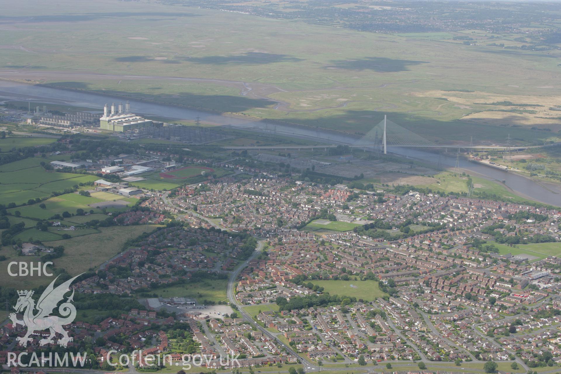 RCAHMW colour oblique photograph of Connah's Quay. Taken by Toby Driver on 01/07/2008.