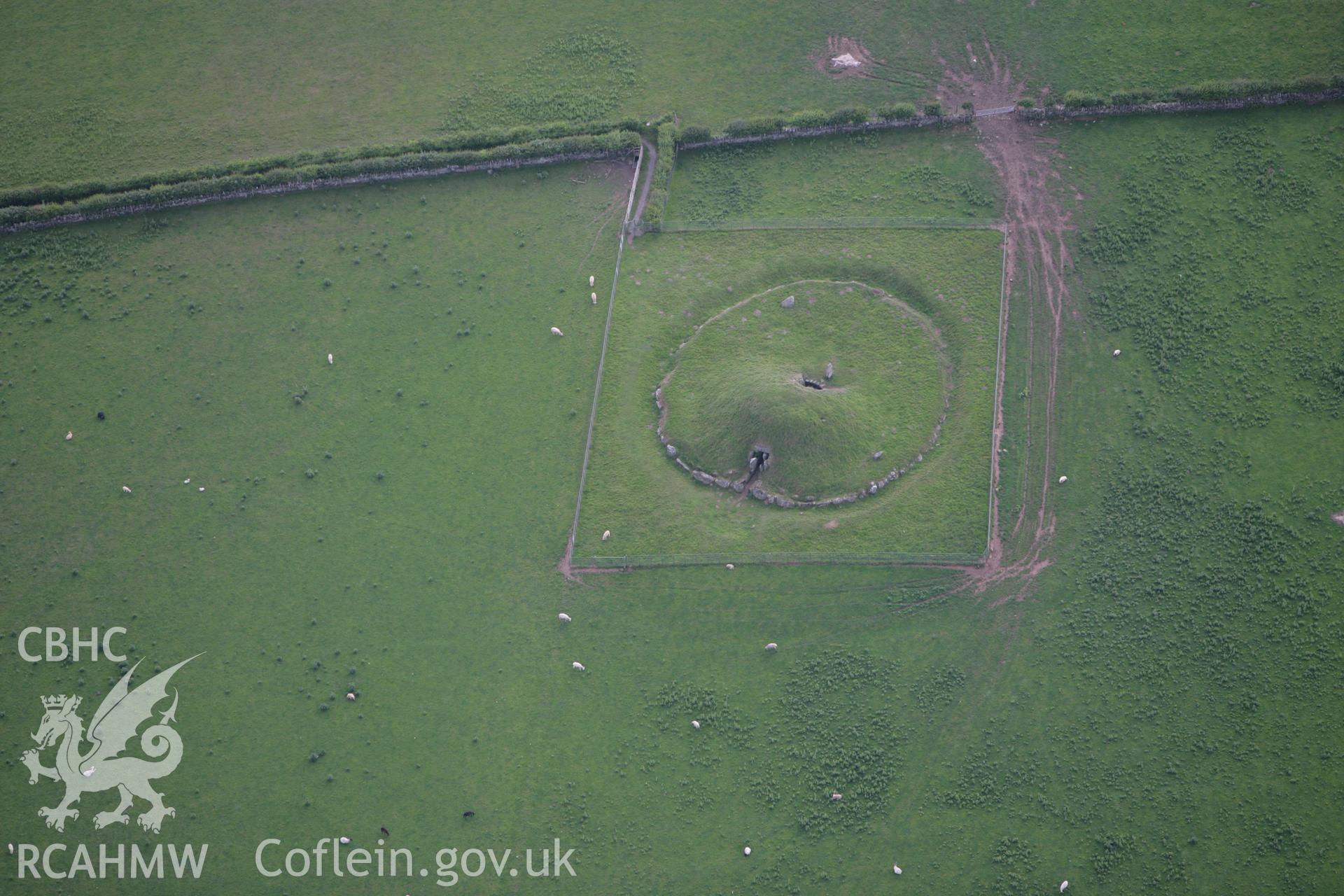 RCAHMW colour oblique photograph of Bryn Celli-Ddu Chambered Tomb. Taken by Toby Driver on 13/06/2008.