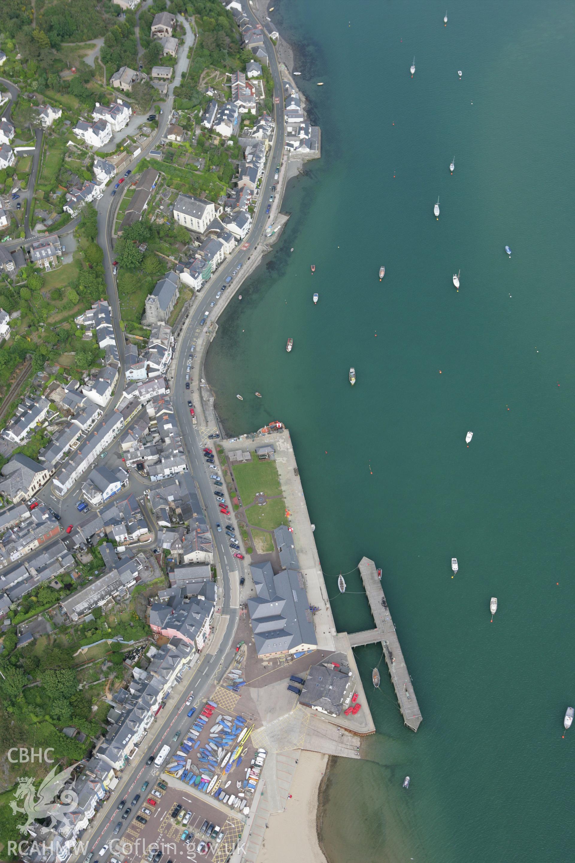 RCAHMW colour oblique photograph of Aberdovey Harbour. Taken by Toby Driver on 13/06/2008.