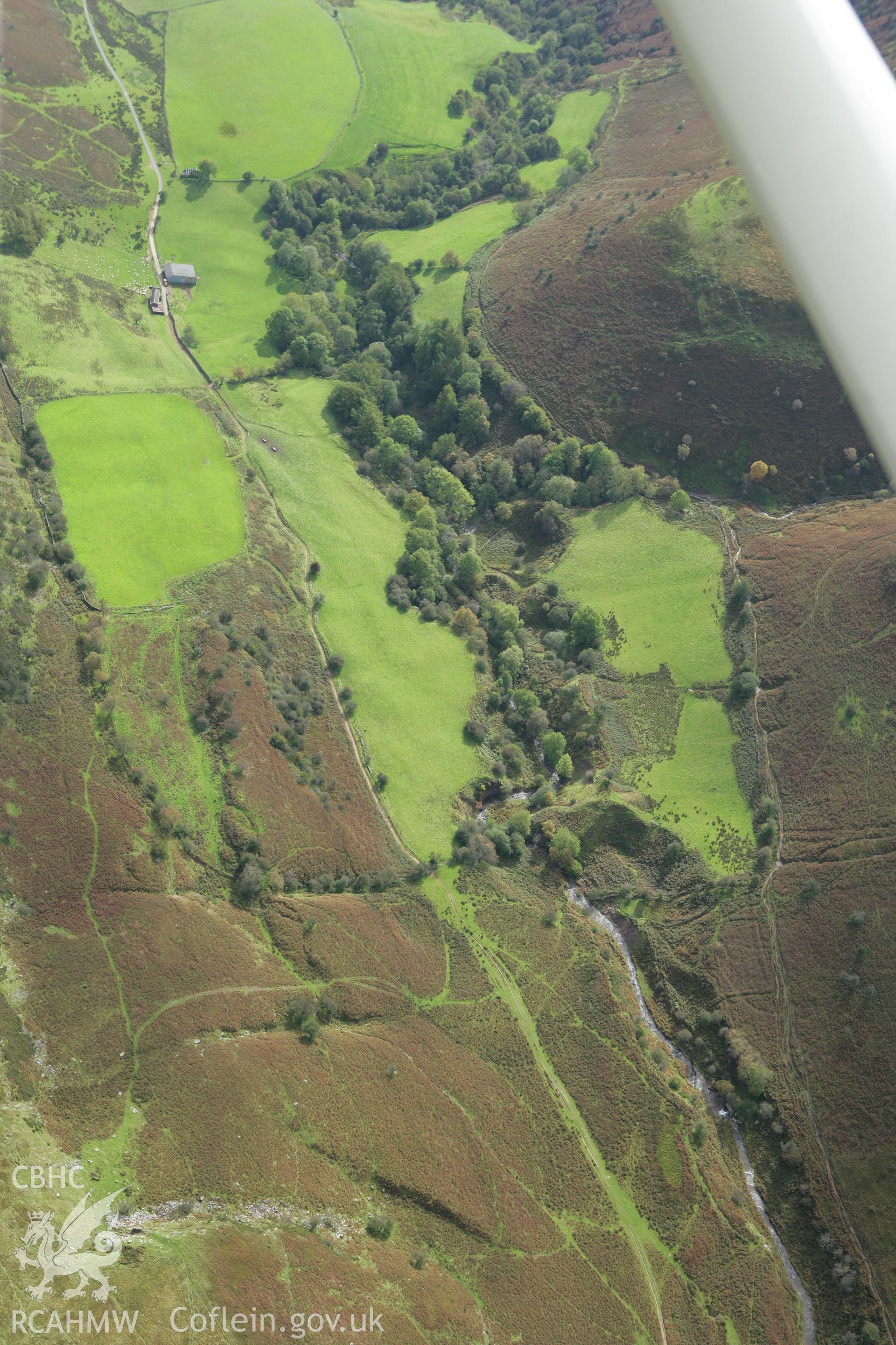 RCAHMW colour oblique photograph of Blaen Bwch field system. Taken by Toby Driver on 10/10/2008.