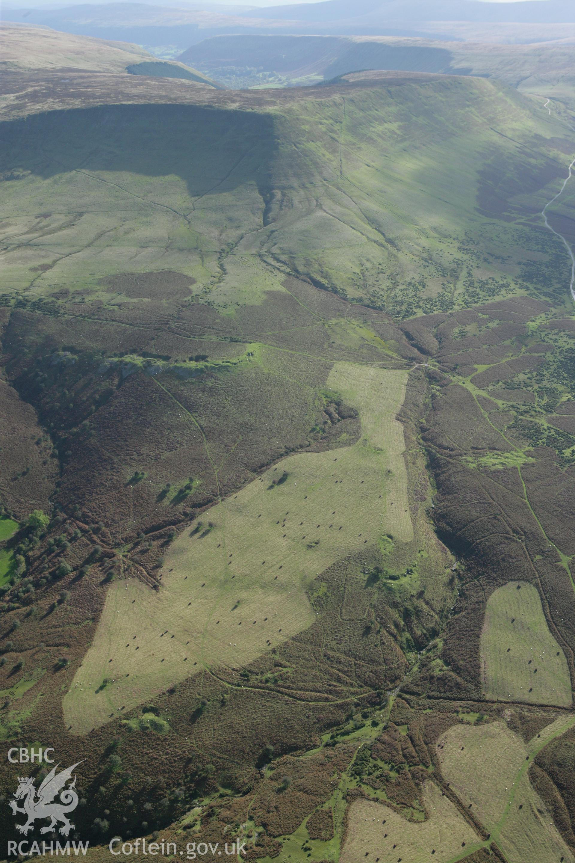 RCAHMW colour oblique photograph of Chwarel Ddu Enclosure. Taken by Toby Driver on 10/10/2008.