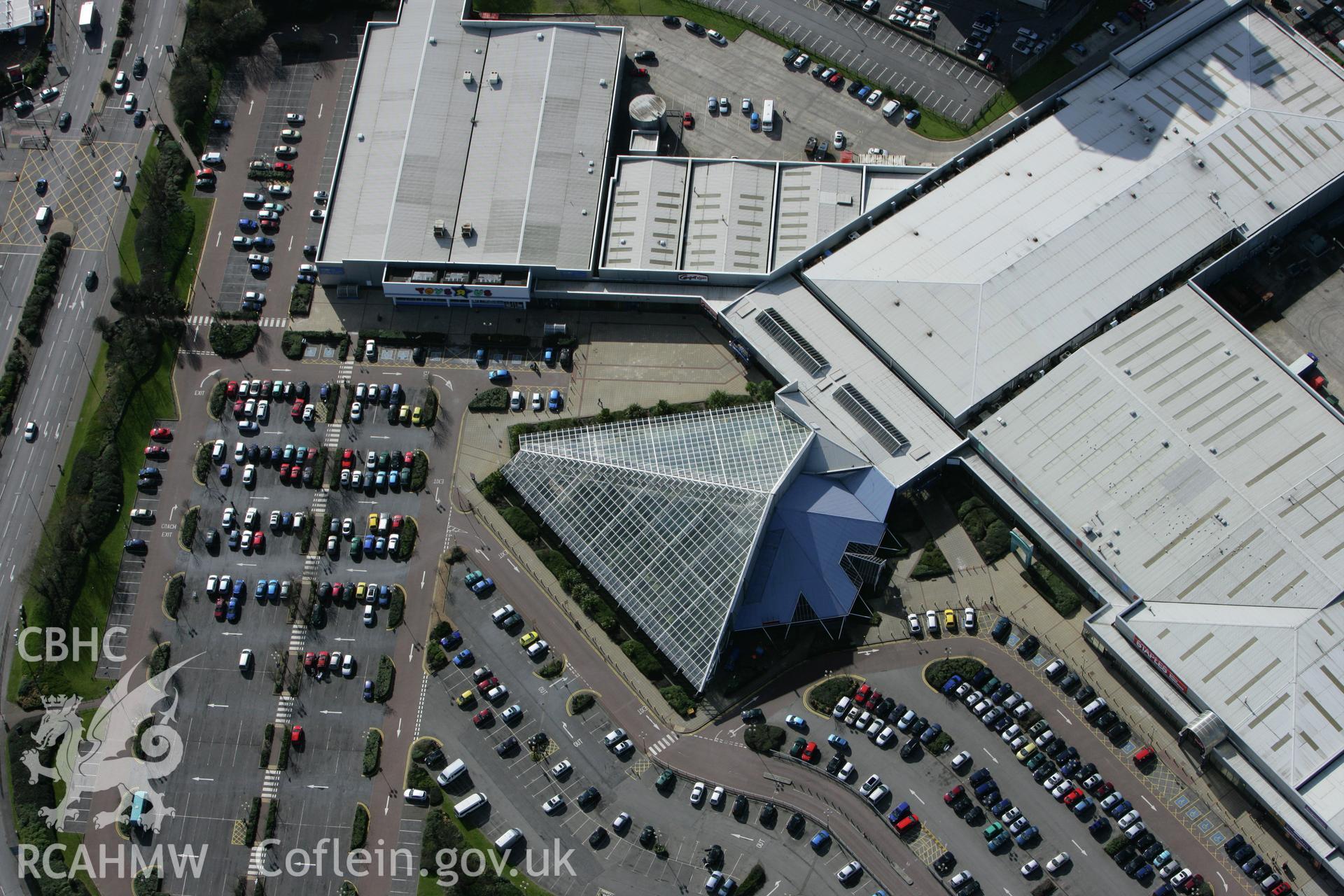 RCAHMW colour oblique photograph of Parc Tawe Complex and Plantasia Greenhouse, Swansea City Centre. Taken by Toby Driver on 04/03/2008.