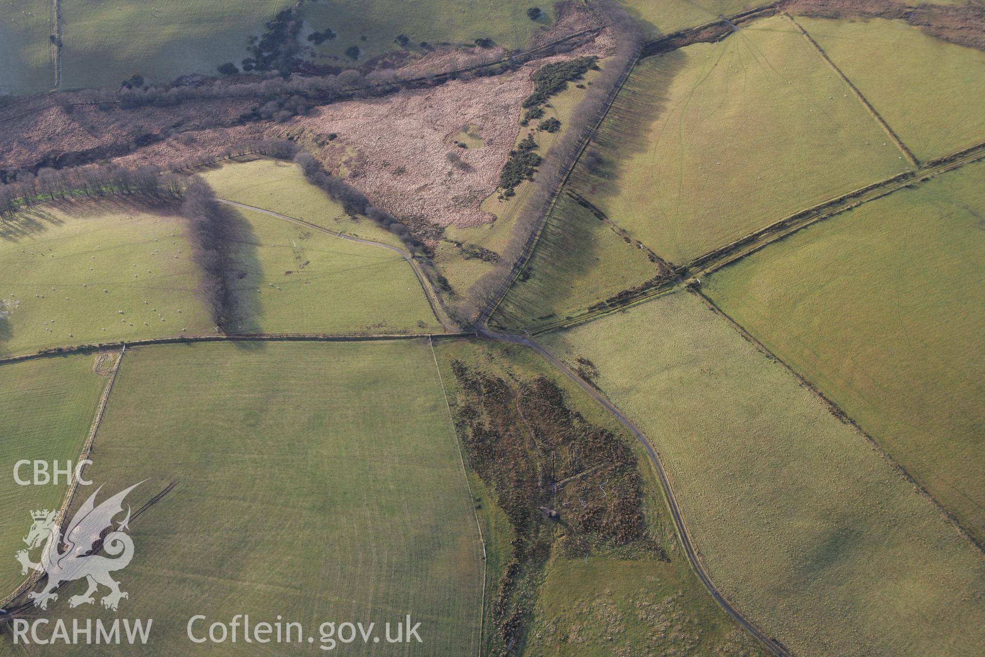RCAHMW colour oblique photograph of Blaen-Ceiment Mound. Taken by Toby Driver on 15/12/2008.