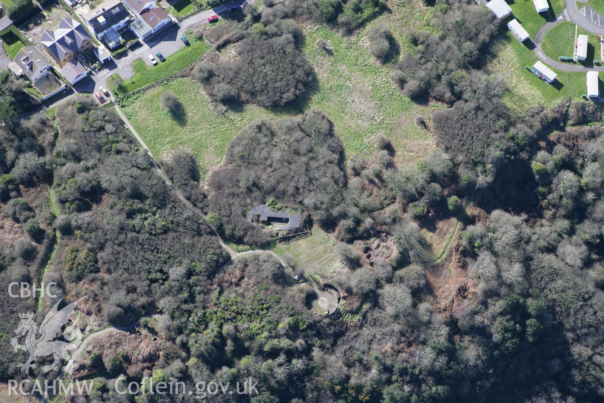 RCAHMW colour oblique photograph of Anti-Aircraft Battery, Mumbles Hill. Taken by Toby Driver on 04/03/2008.