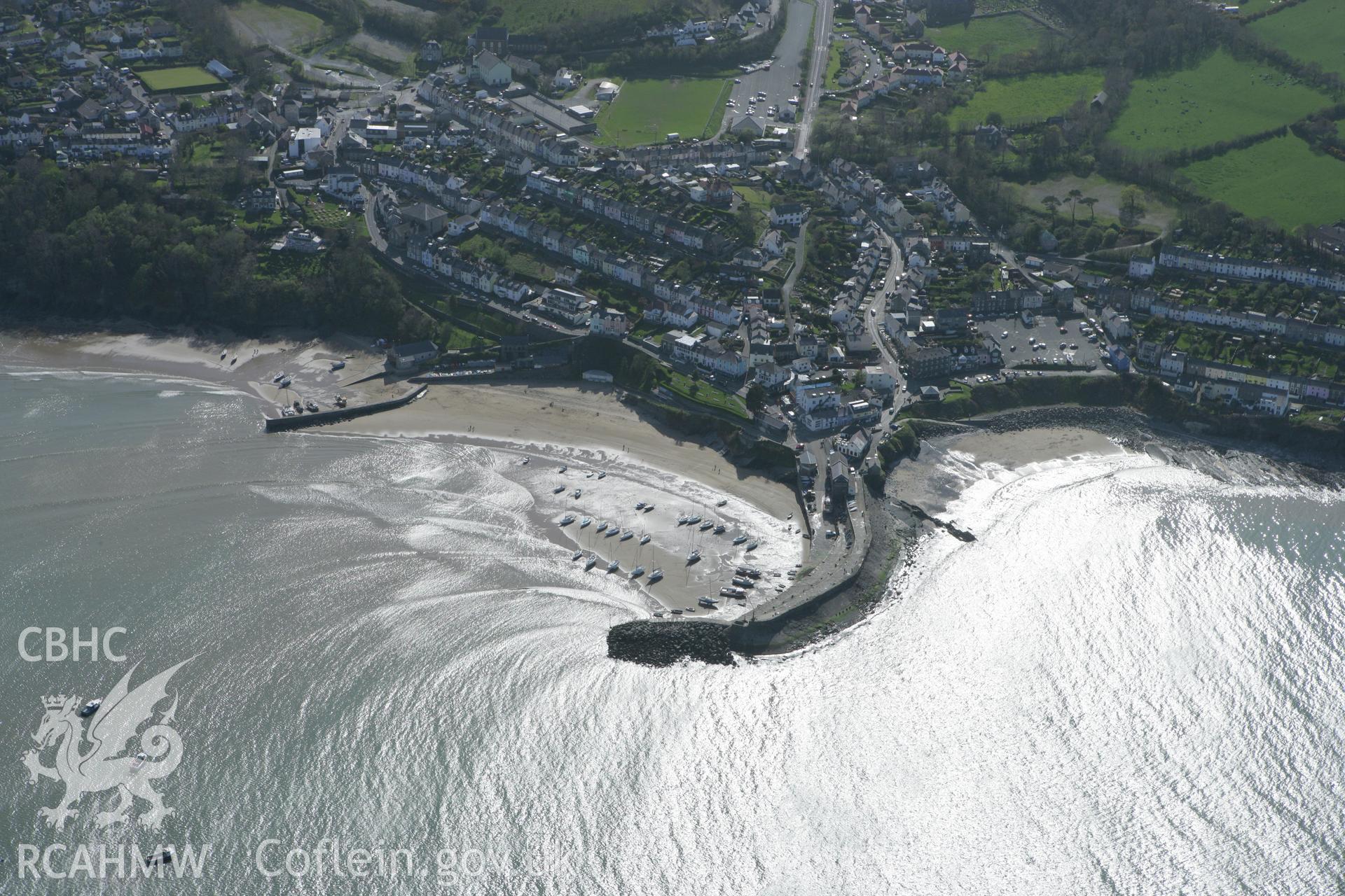 RCAHMW colour oblique photograph of New Quay Pier and Slipway. Taken by Toby Driver on 24/04/2008.