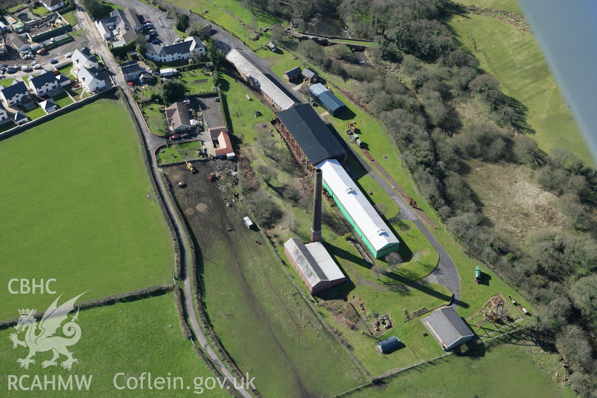 RCAHMW colour oblique photograph of Kidwelly Tinplate Works (Kidwelly Industrial Museum). Taken by Toby Driver on 04/03/2008.