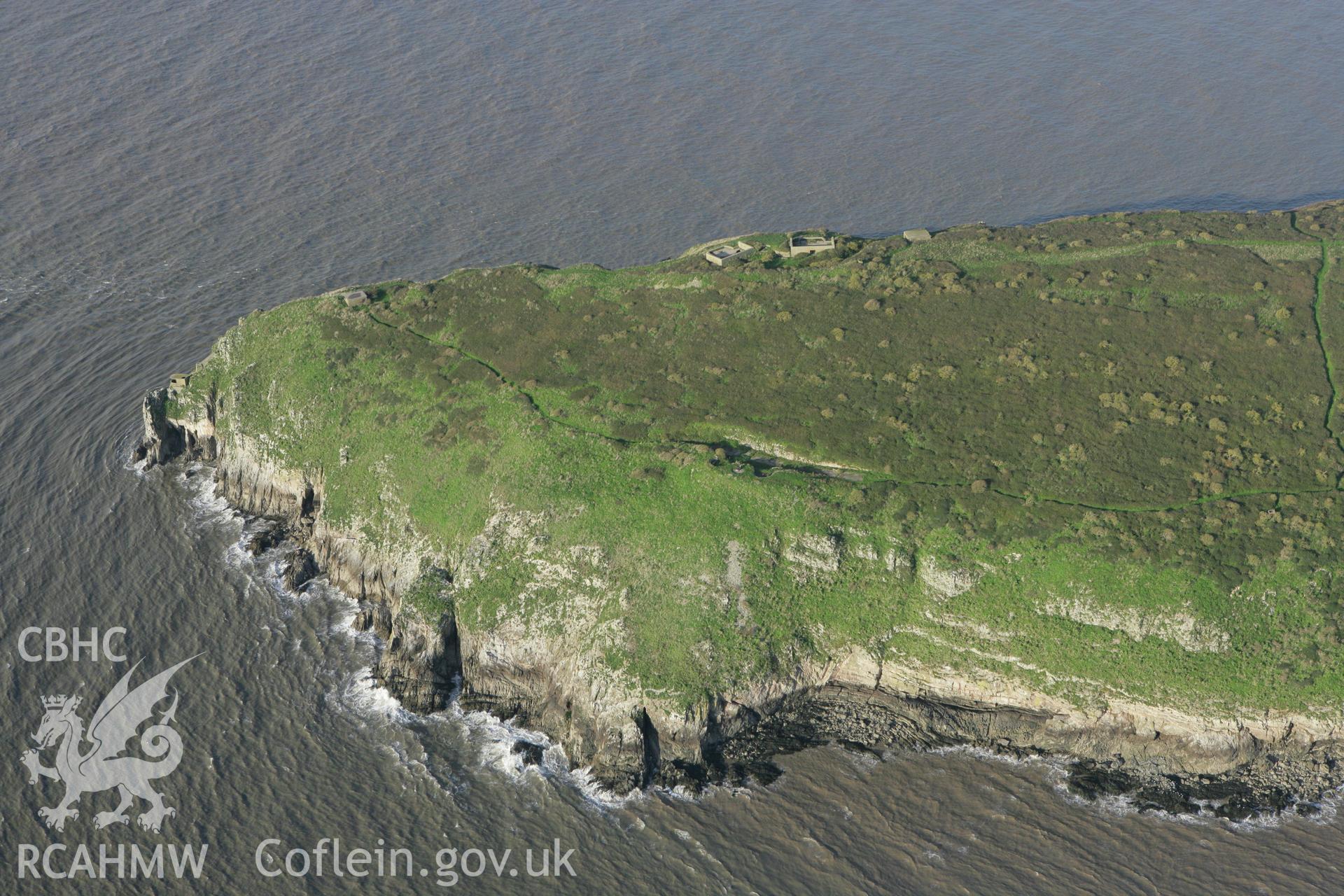 RCAHMW colour oblique photograph of Steep Holm  ENGLAND. Taken by Toby Driver on 12/11/2008.