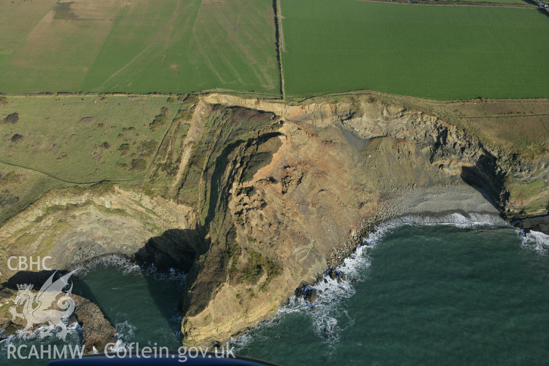 RCAHMW colour oblique photograph of Black Point Rath, promontory fort. Taken by Toby Driver on 04/03/2008.