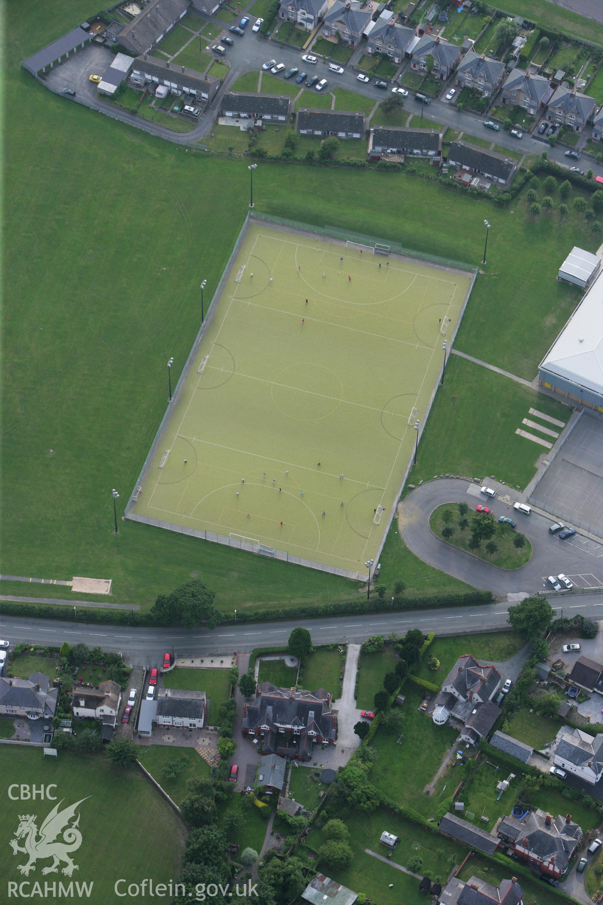 RCAHMW colour oblique photograph of Playing field, Denbigh Leisure Centre. Taken by Toby Driver on 24/07/2008.