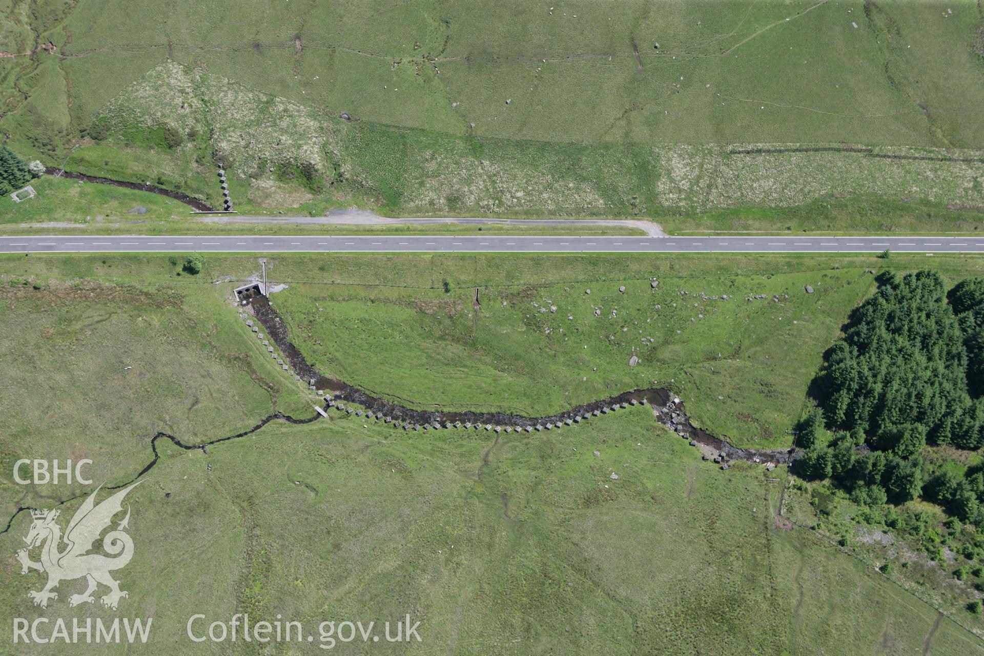 RCAHMW colour oblique photograph of Storey Arms Anti-Invasion Trenches. Taken by Toby Driver on 09/06/2008.